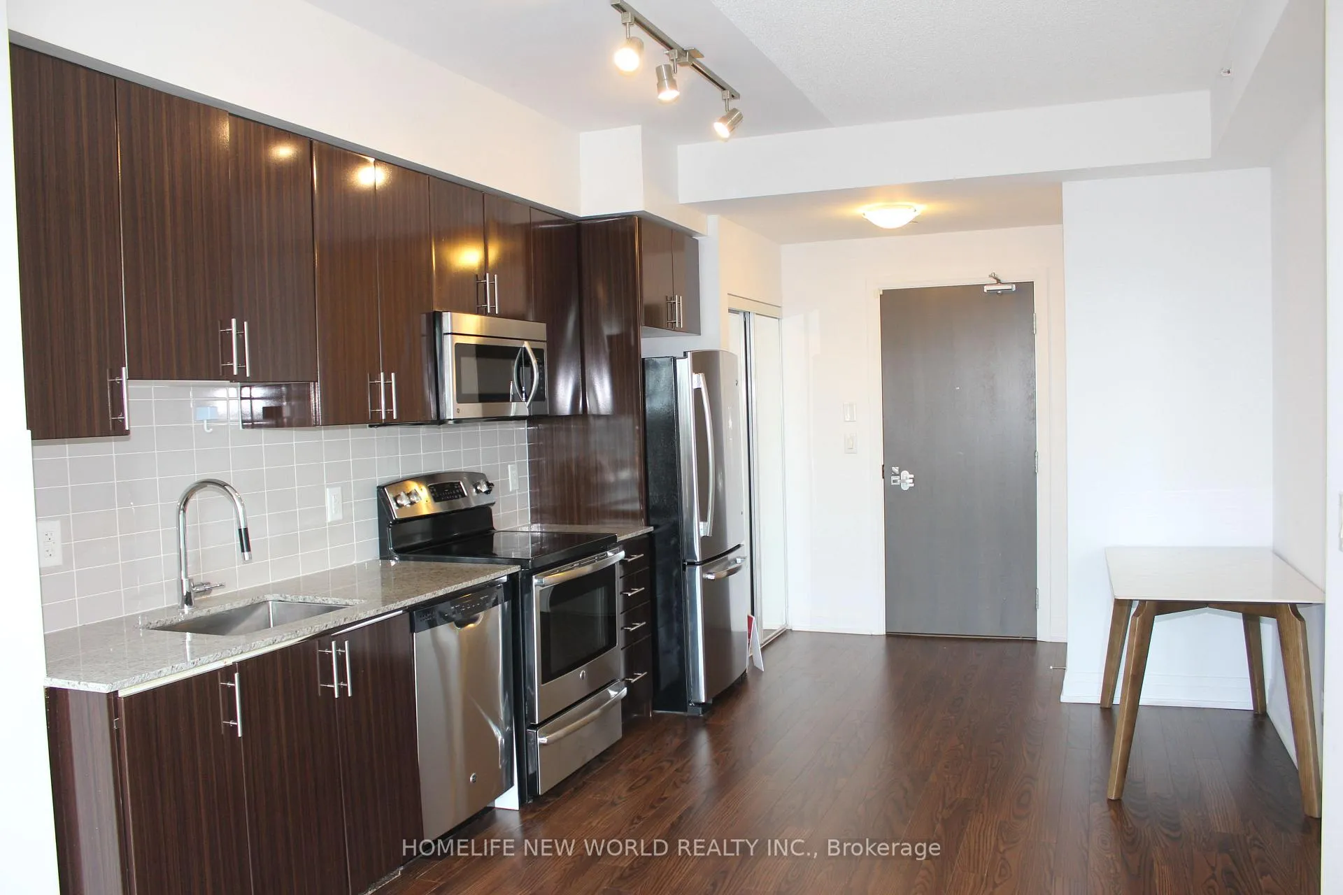 Photo 12 of Unit 2335, 7161 Yonge Street, Markham, Thornhill — HOMEH