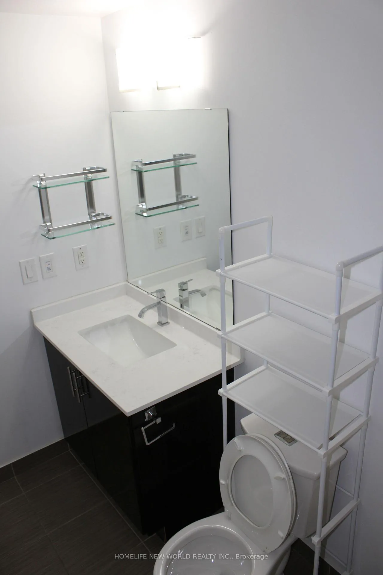 Photo 14 of Unit 2335, 7161 Yonge Street, Markham, Thornhill — HOMEH