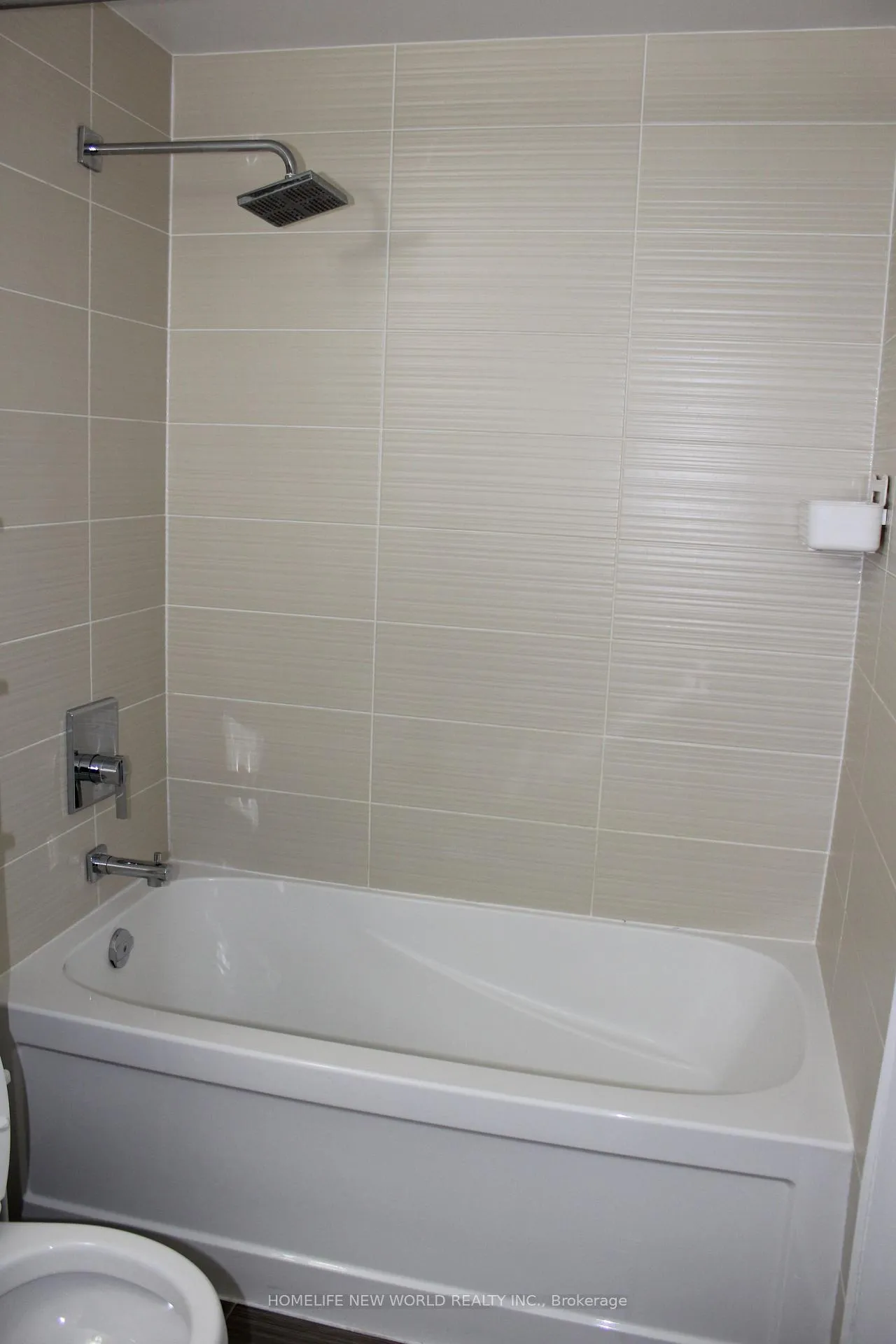 Photo 15 of Unit 2335, 7161 Yonge Street, Markham, Thornhill — HOMEH