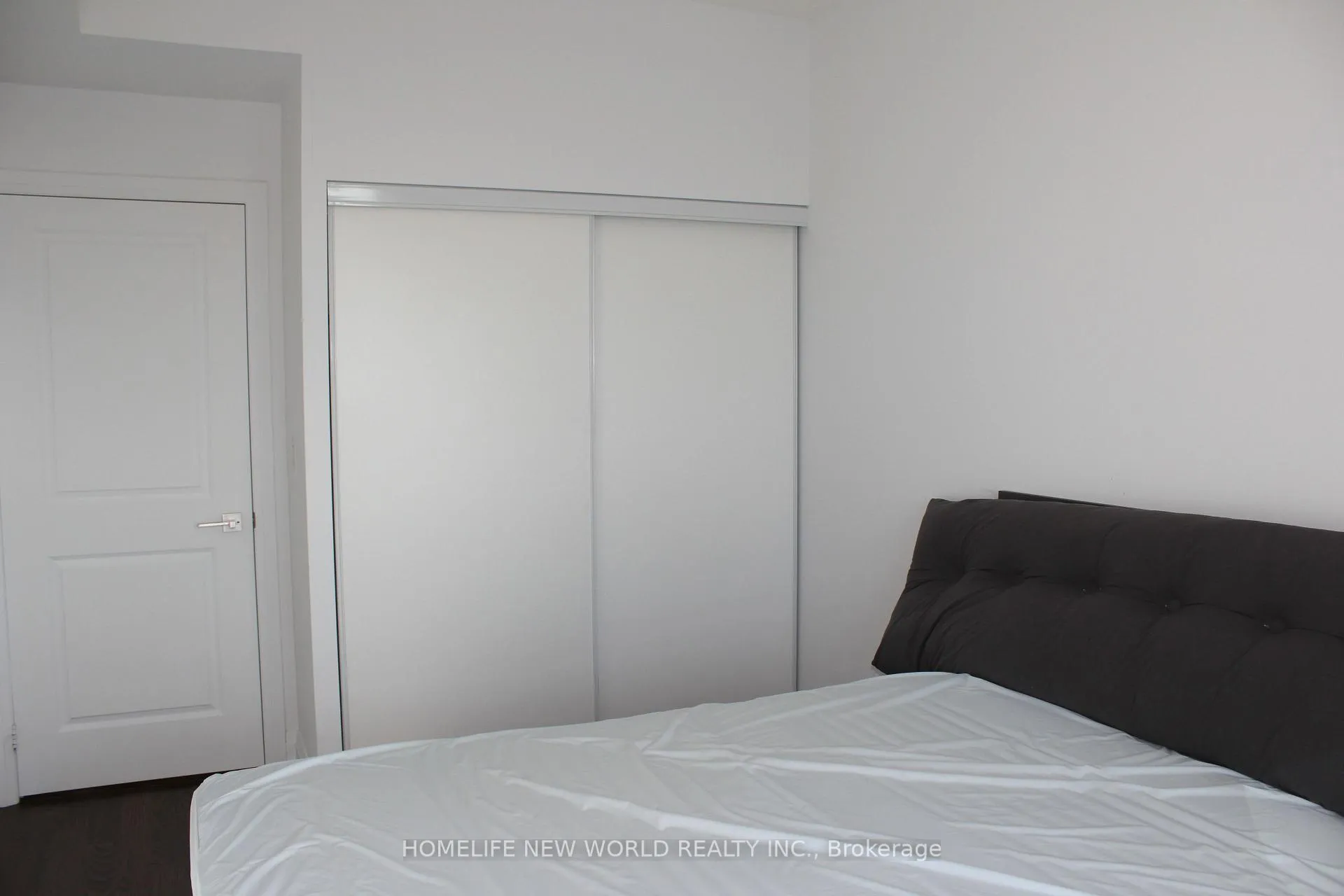 Photo 18 of Unit 2335, 7161 Yonge Street, Markham, Thornhill — HOMEH