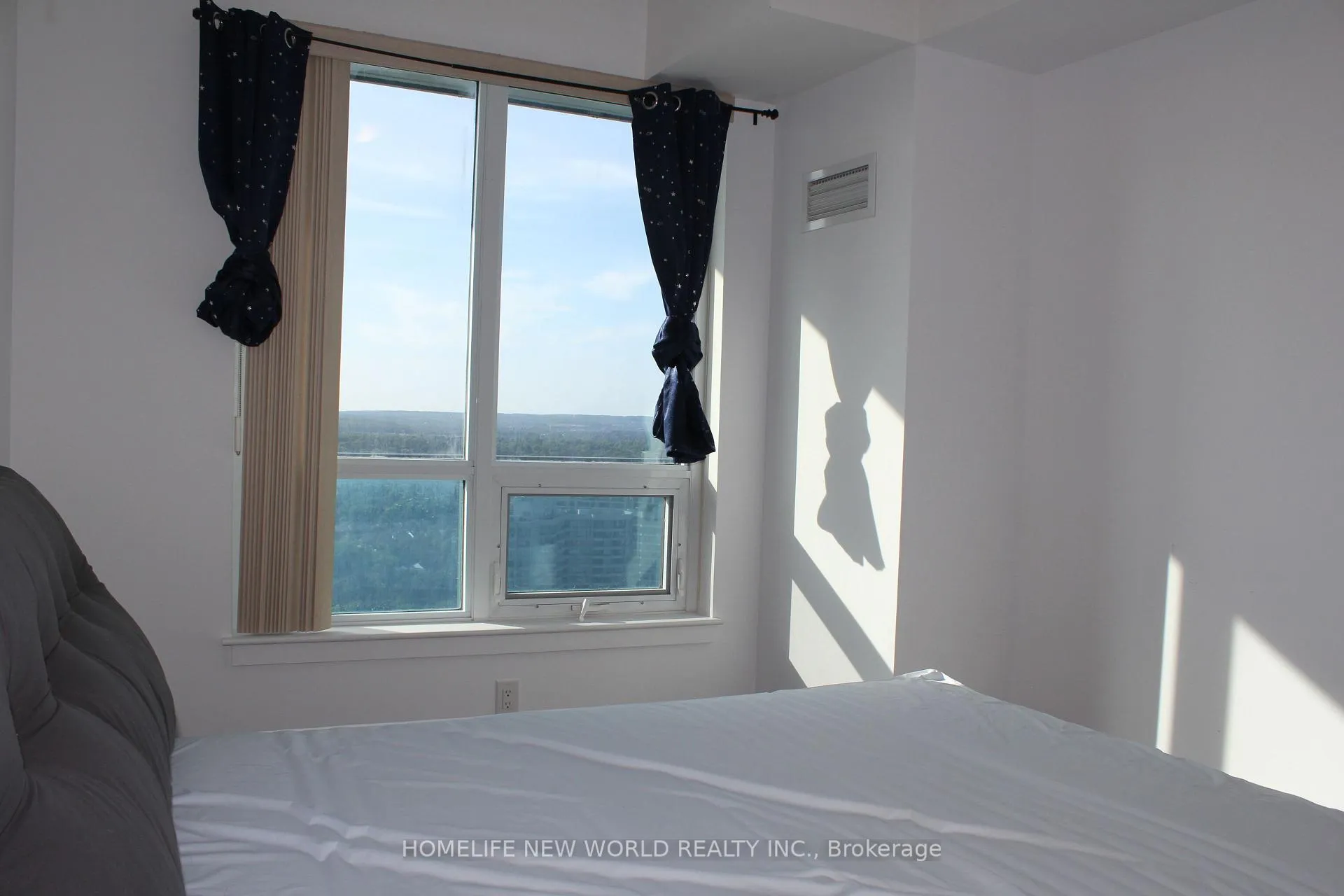 Photo 19 of Unit 2335, 7161 Yonge Street, Markham, Thornhill — HOMEH