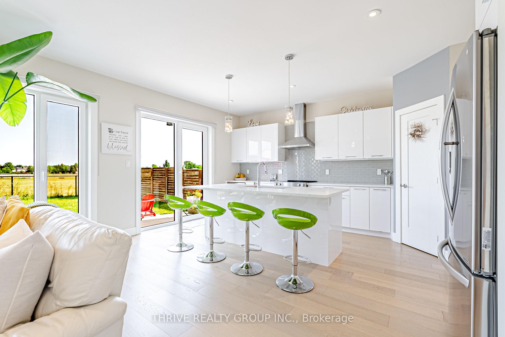 Photo 13 of 124 Crestview Drive, Middlesex Centre, Kilworth — HOMEH