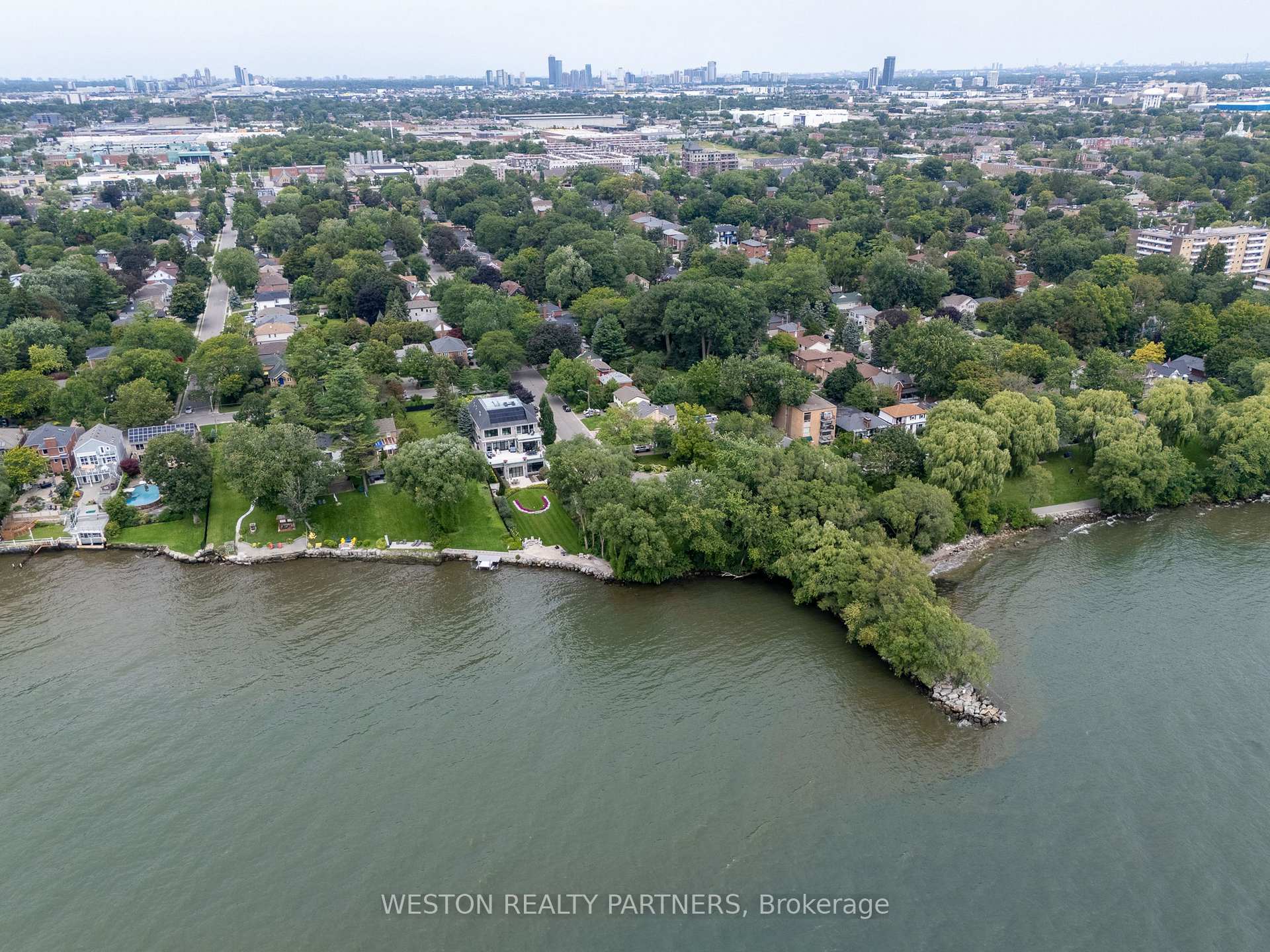 Photo 25 of 11 Thirty-Sixth Street, Etobicoke, Long Branch — HOMEH