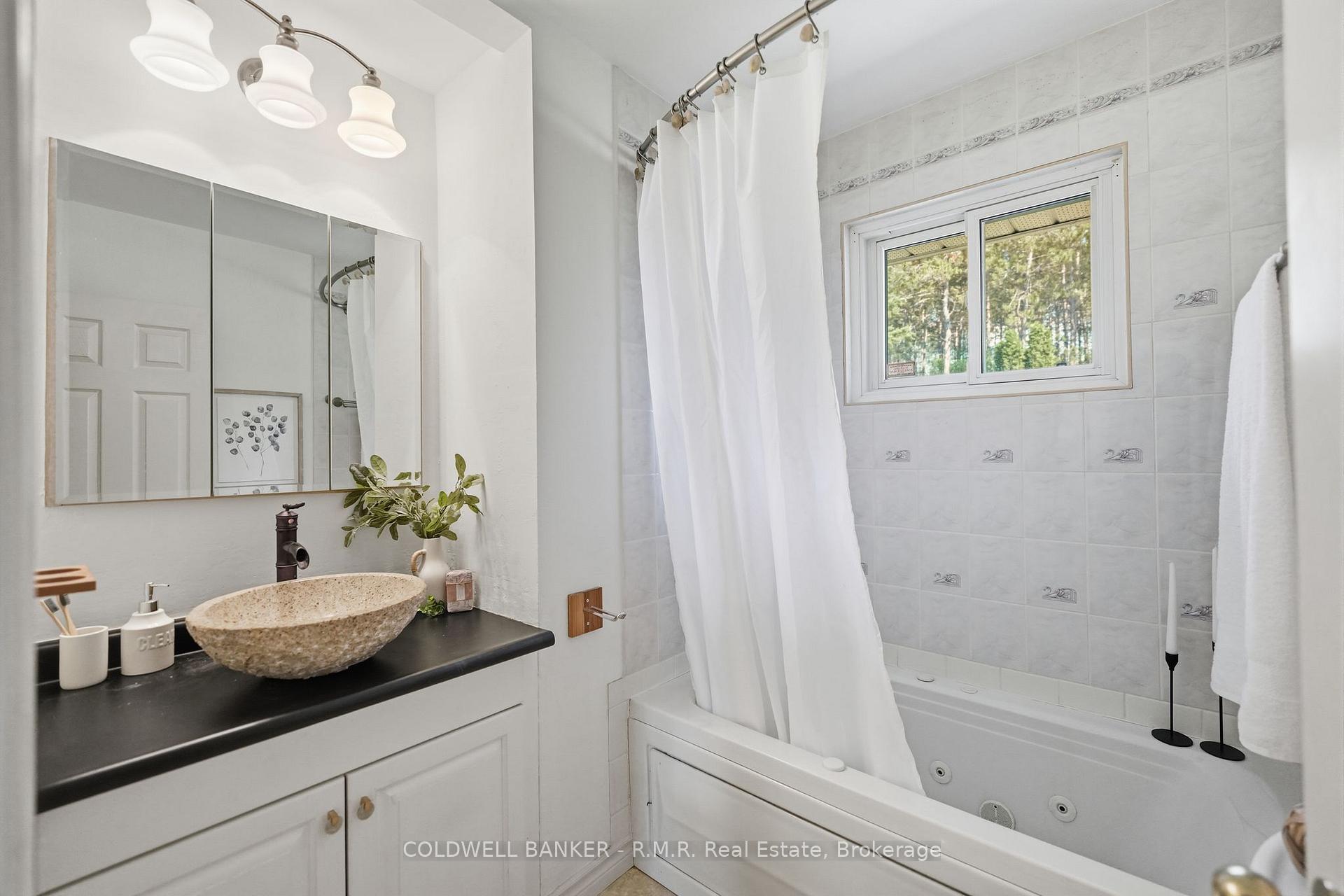Photo 38 of 33 Portage Road, Kawartha Lakes, Eldon — HOMEH
