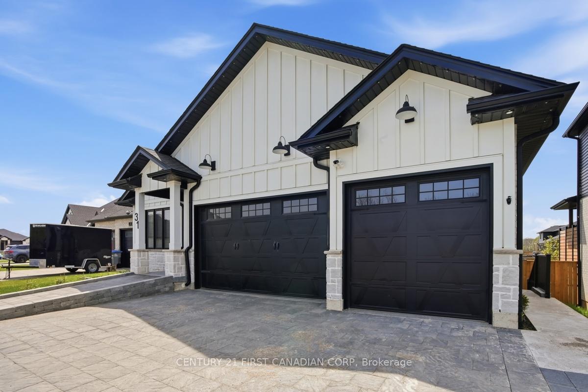 Photo 5 of 31 Briscoe Crescent, Strathroy-Caradoc, SE — HOMEH