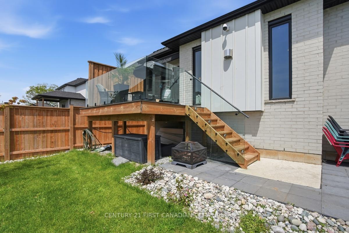Photo 41 of 31 Briscoe Crescent, Strathroy-Caradoc, SE — HOMEH