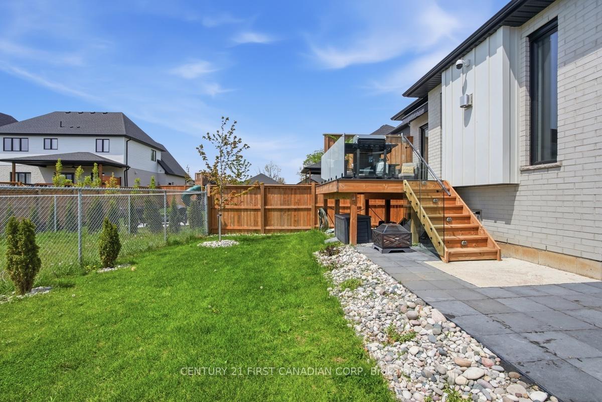 Photo 42 of 31 Briscoe Crescent, Strathroy-Caradoc, SE — HOMEH