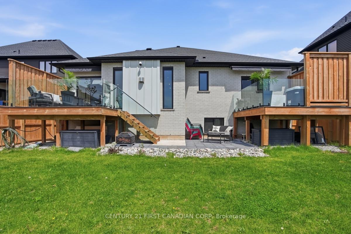 Photo 44 of 31 Briscoe Crescent, Strathroy-Caradoc, SE — HOMEH