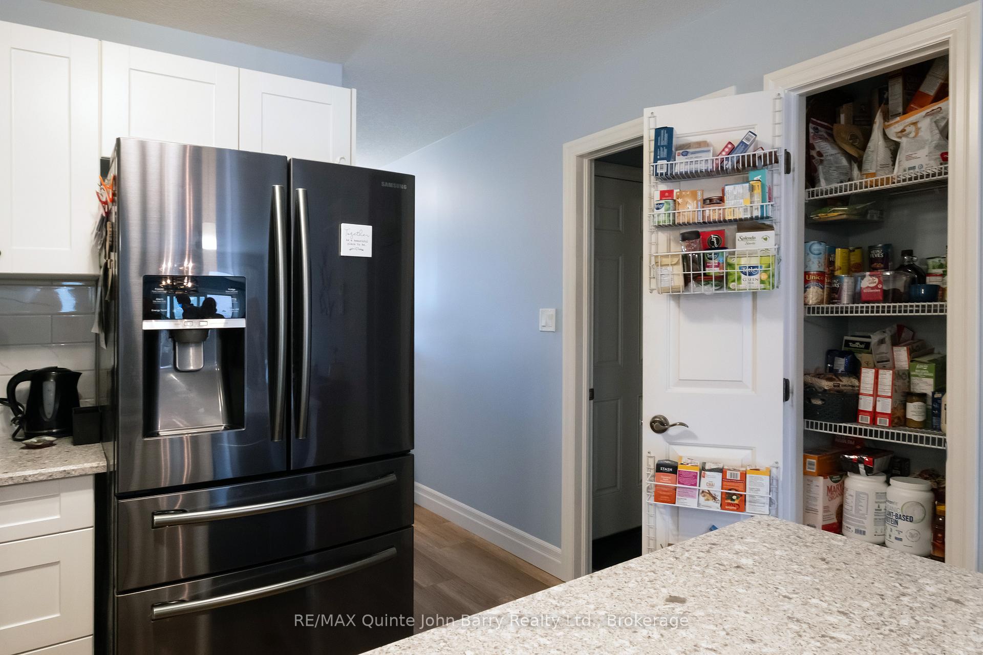 Photo 8 of 49 McIntosh Crescent, Quinte West, Murray Ward — HOMEH