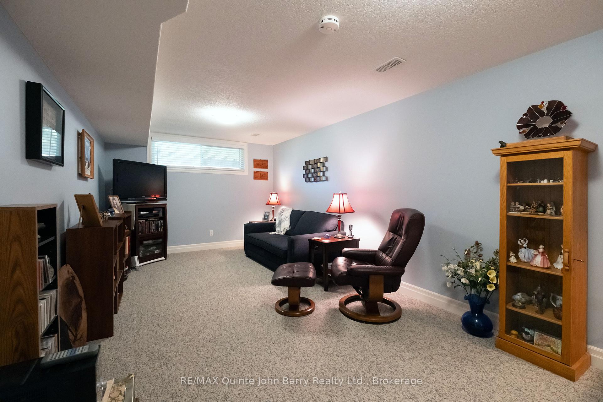 Photo 22 of 49 McIntosh Crescent, Quinte West, Murray Ward — HOMEH