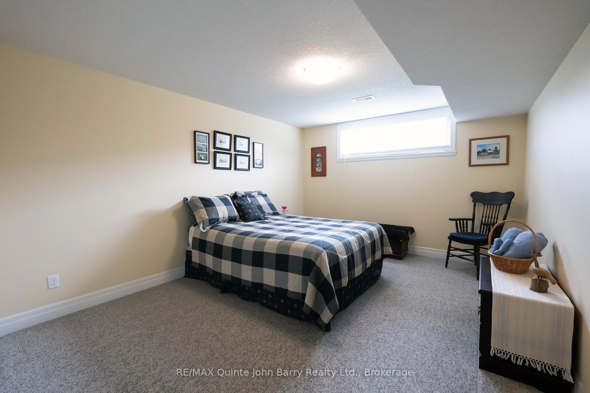 Photo 24 of 49 McIntosh Crescent, Quinte West, Murray Ward — HOMEH