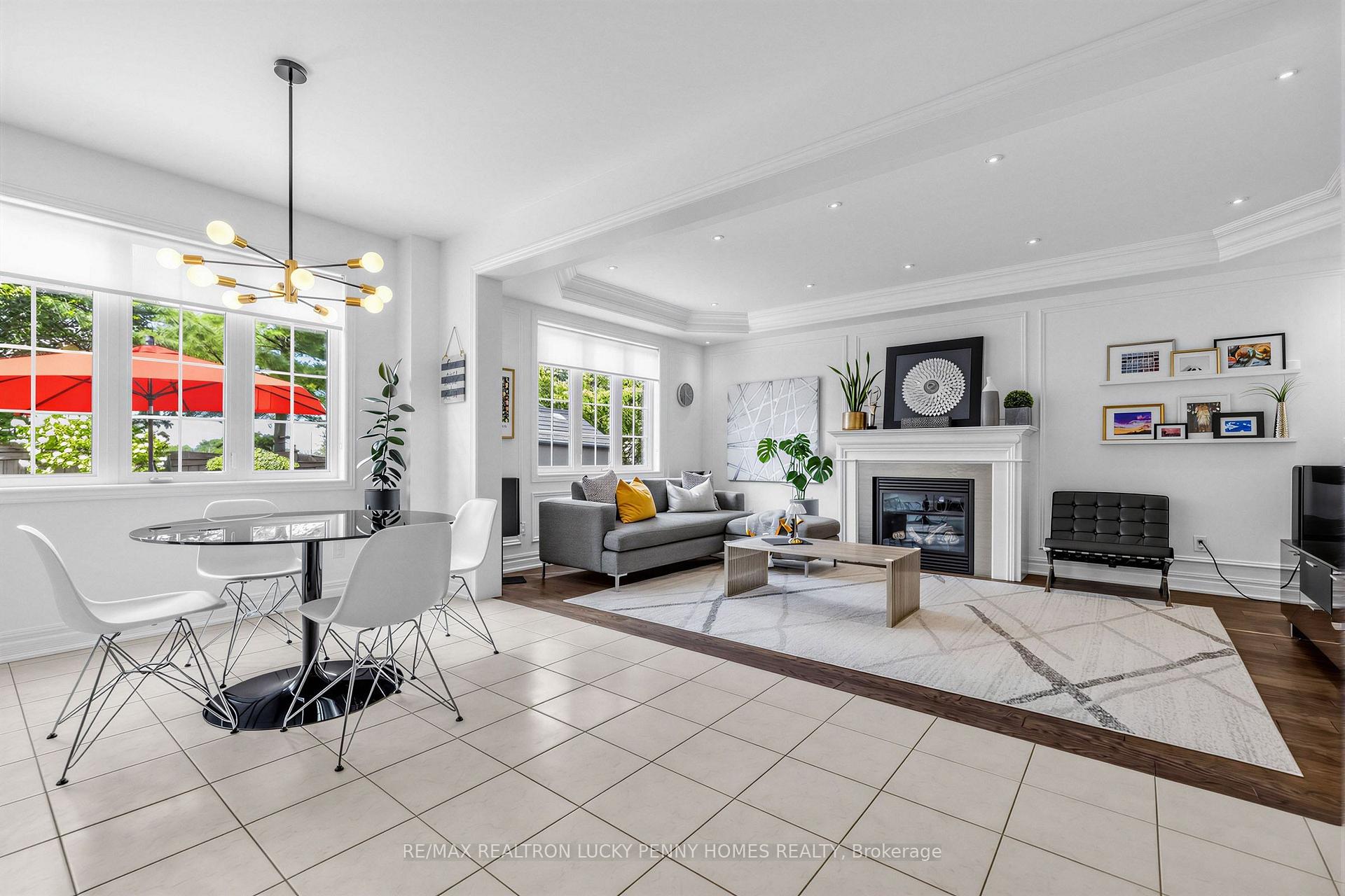Photo 18 of 22 Duke of Cornwall Drive, Markham, Victoria Square — HOMEH
