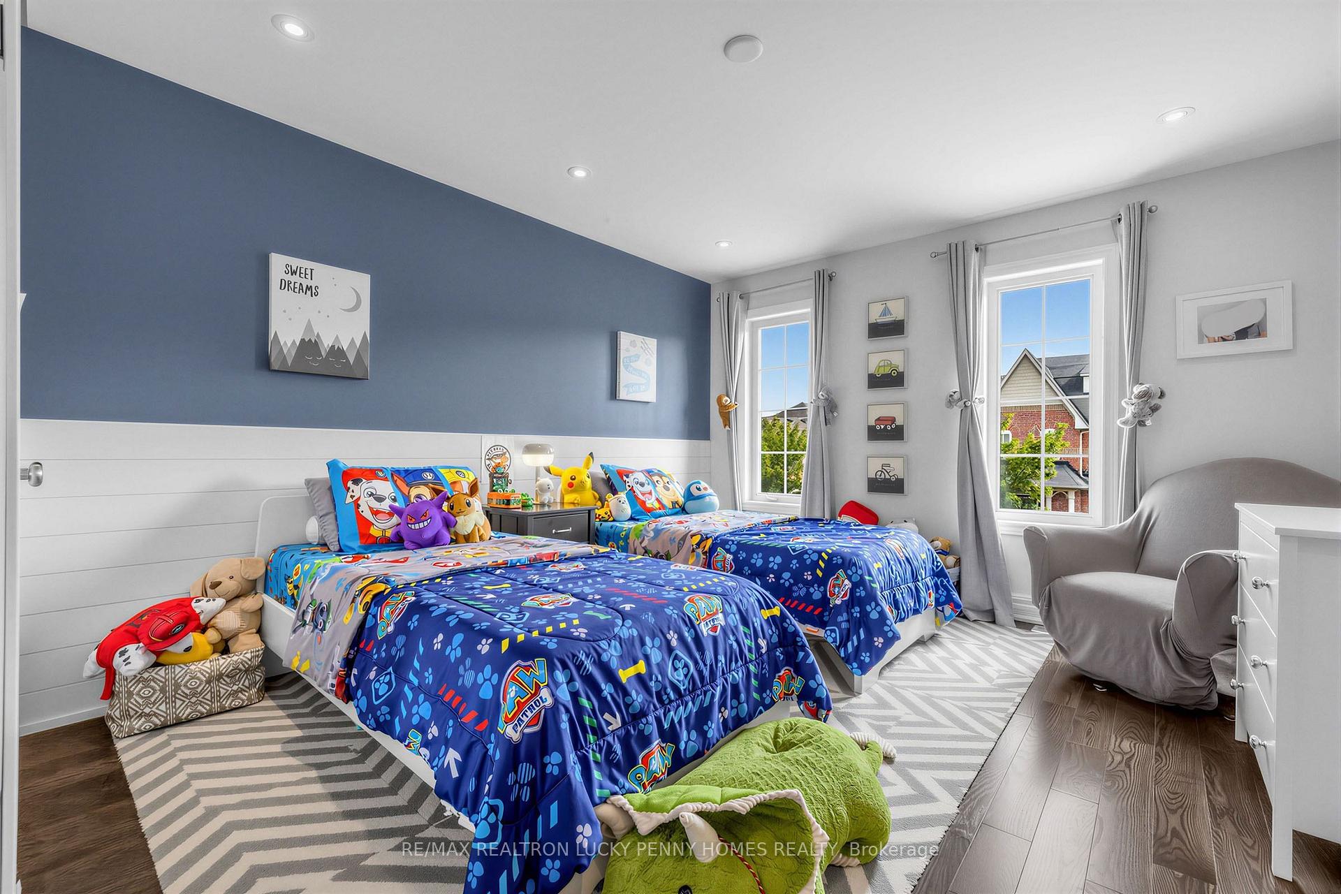 Photo 28 of 22 Duke of Cornwall Drive, Markham, Victoria Square — HOMEH