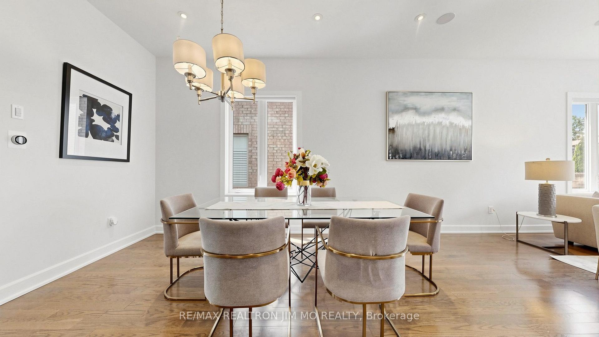 Photo 12 of 16 Farrell Road, Vaughan, Patterson — HOMEH