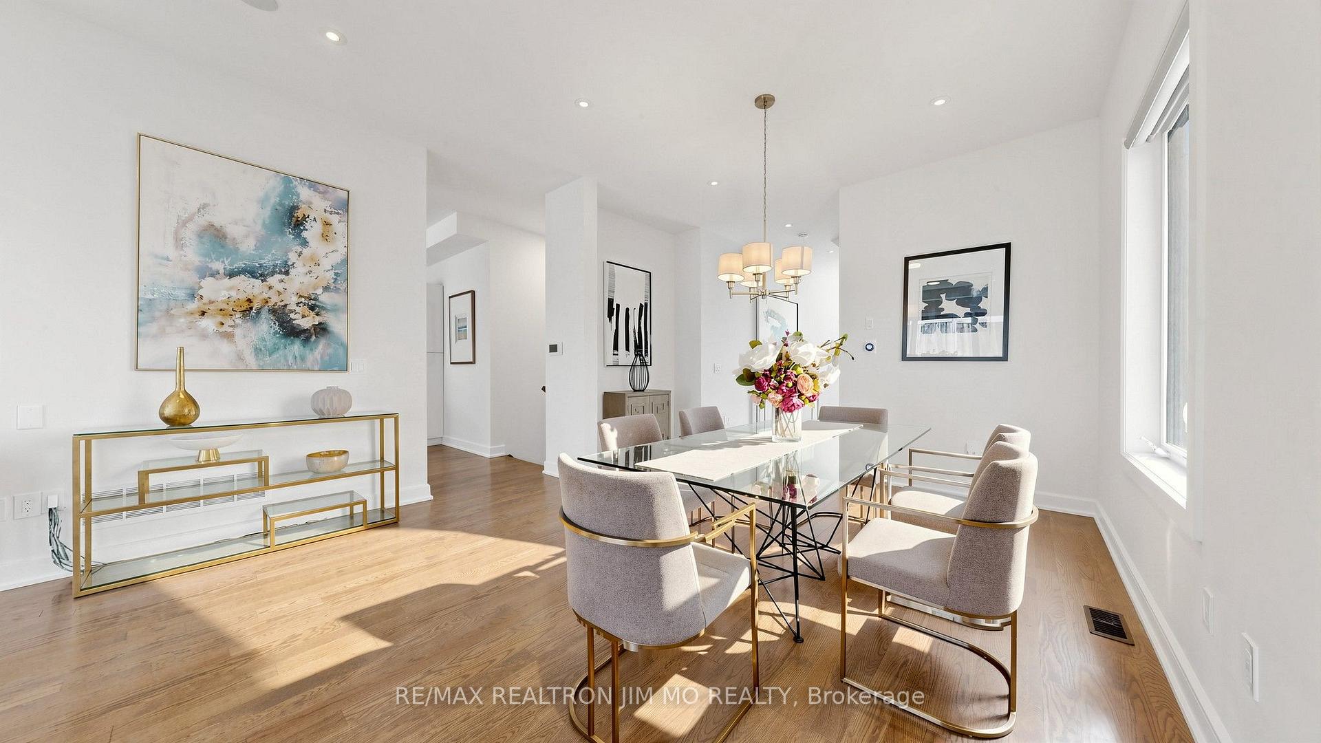 Photo 14 of 16 Farrell Road, Vaughan, Patterson — HOMEH