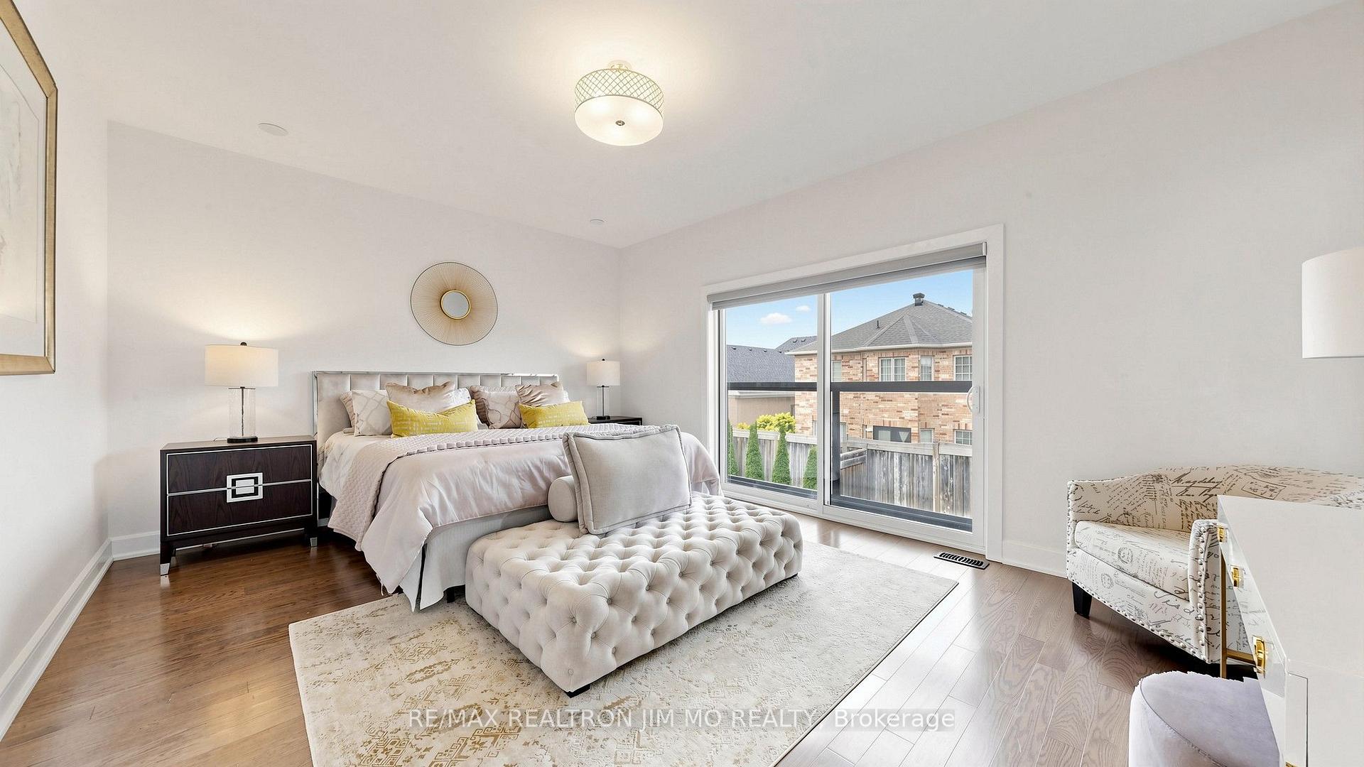 Photo 31 of 16 Farrell Road, Vaughan, Patterson — HOMEH