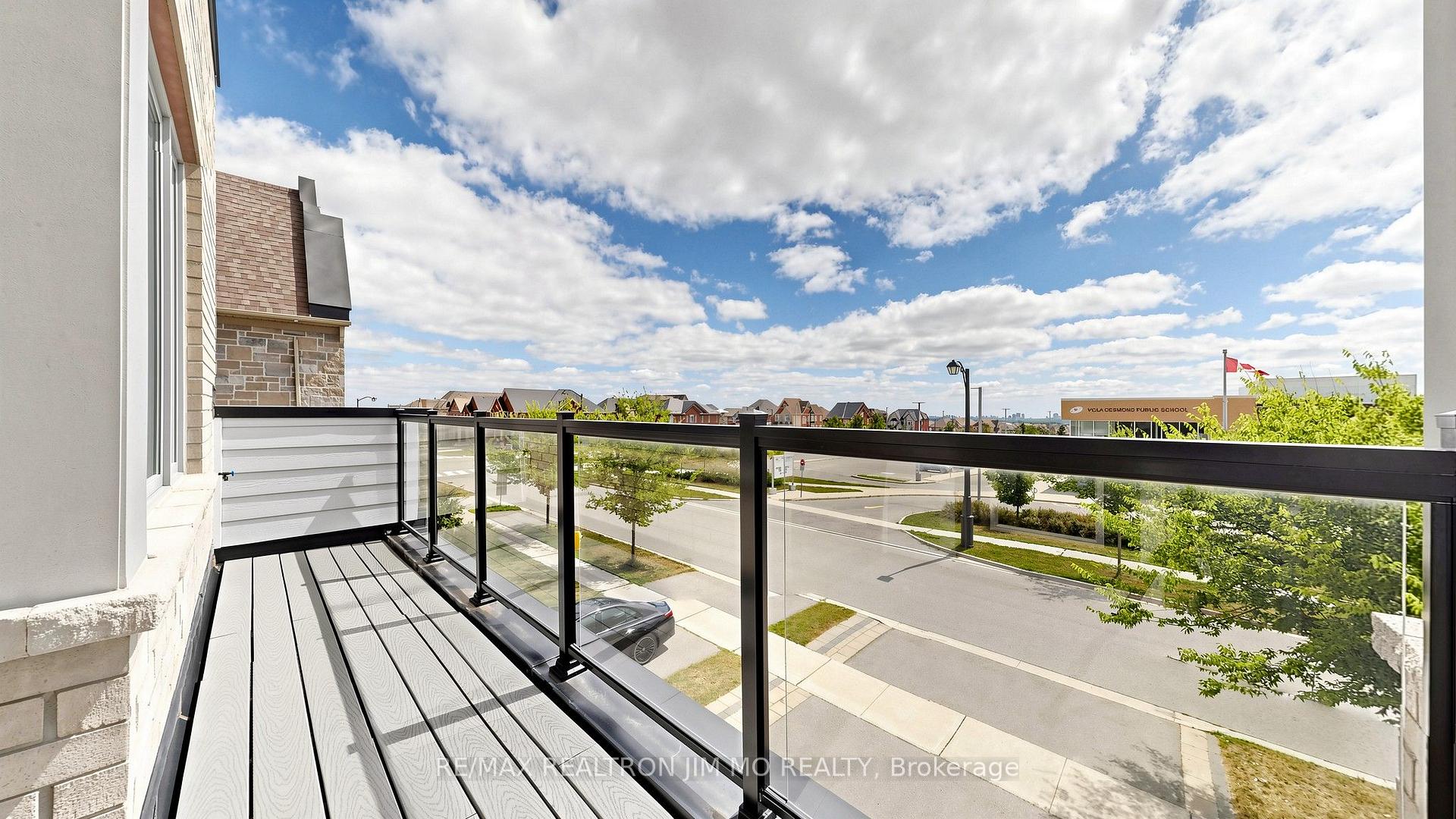 Photo 49 of 16 Farrell Road, Vaughan, Patterson — HOMEH