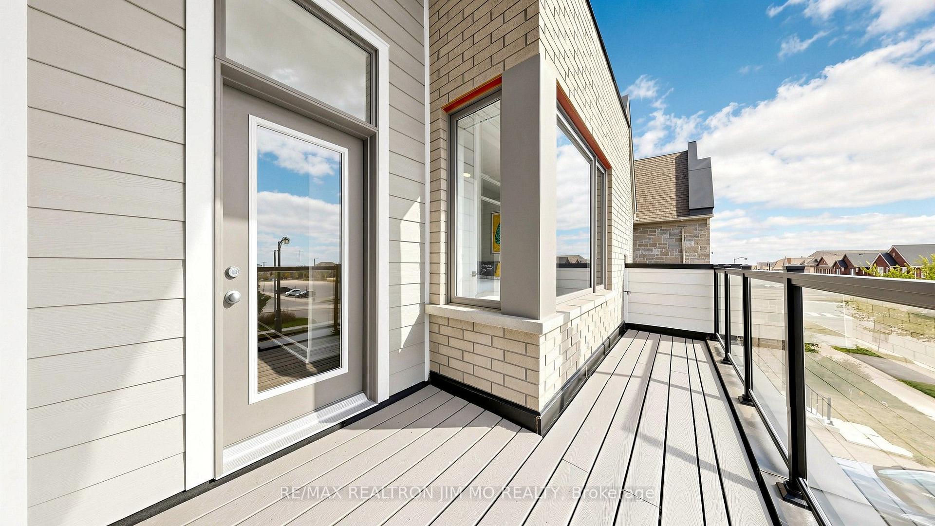 Photo 51 of 16 Farrell Road, Vaughan, Patterson — HOMEH