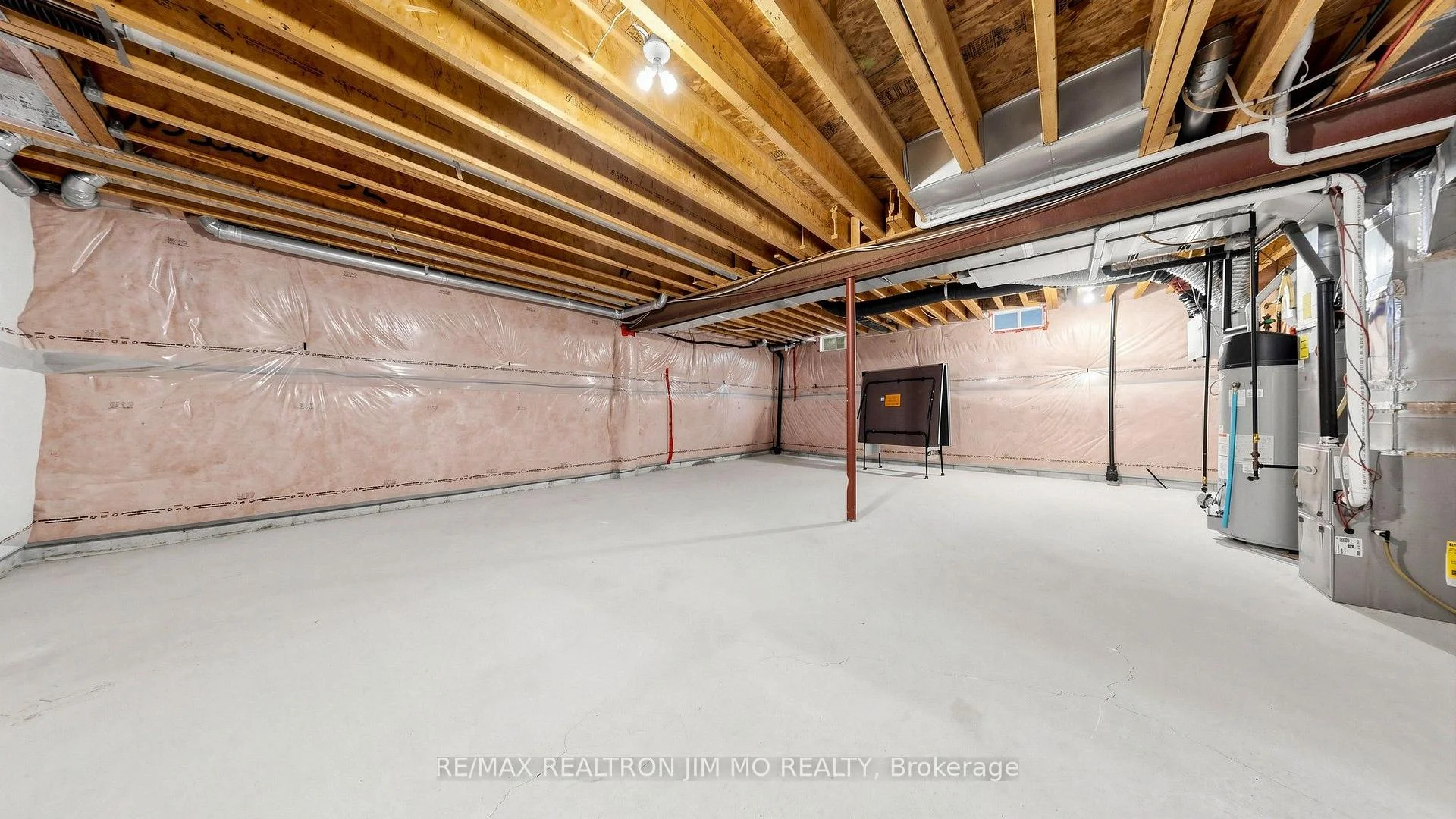 Photo 44 of 16 Farrell Road, Vaughan, Patterson — HOMEH