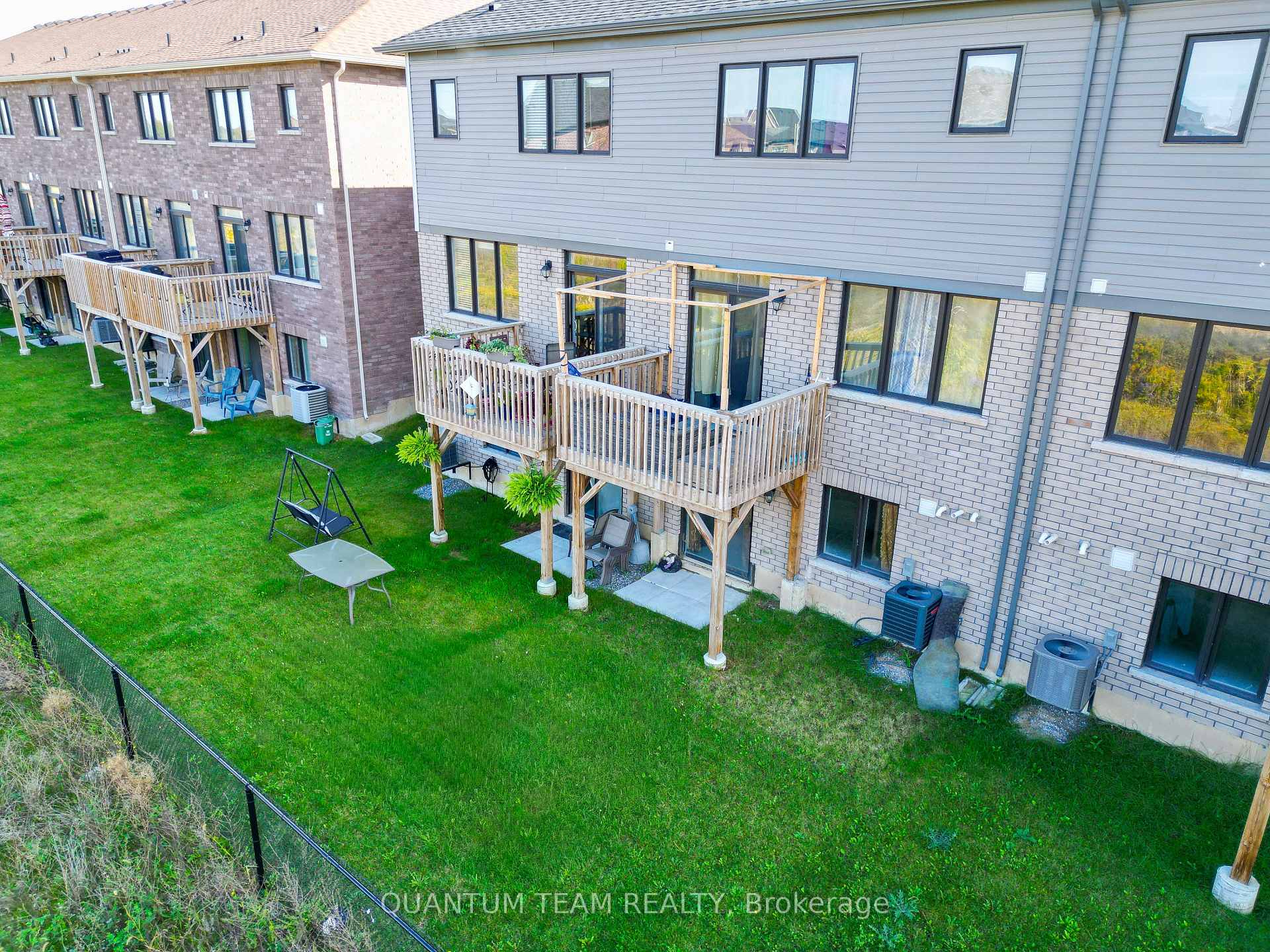 Photo 19 of 41 Vanilla Trail, Thorold, Rolling Meadows — HOMEH