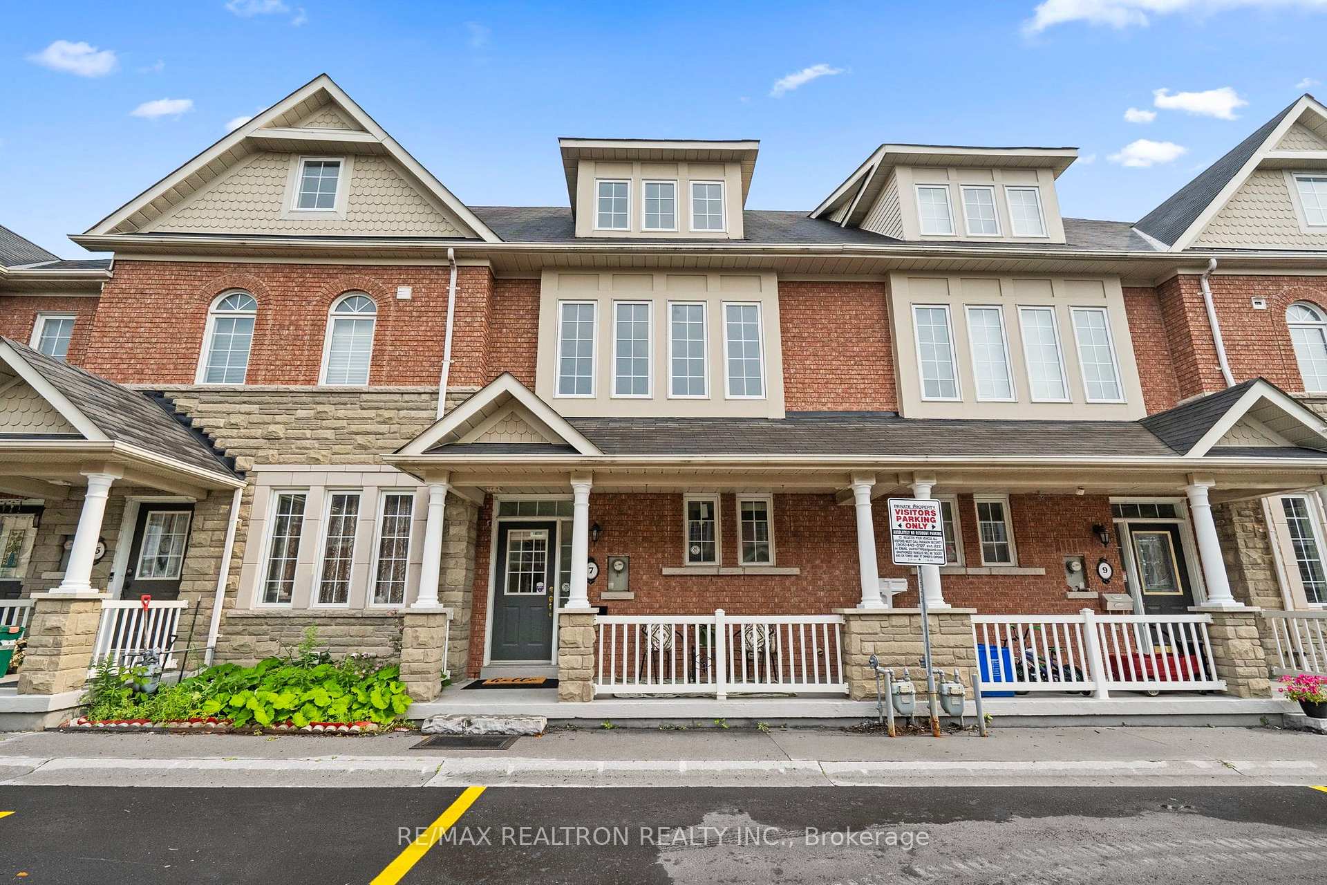 Photo 1 of 7 Torr Lane, Ajax, Central — HOMEH