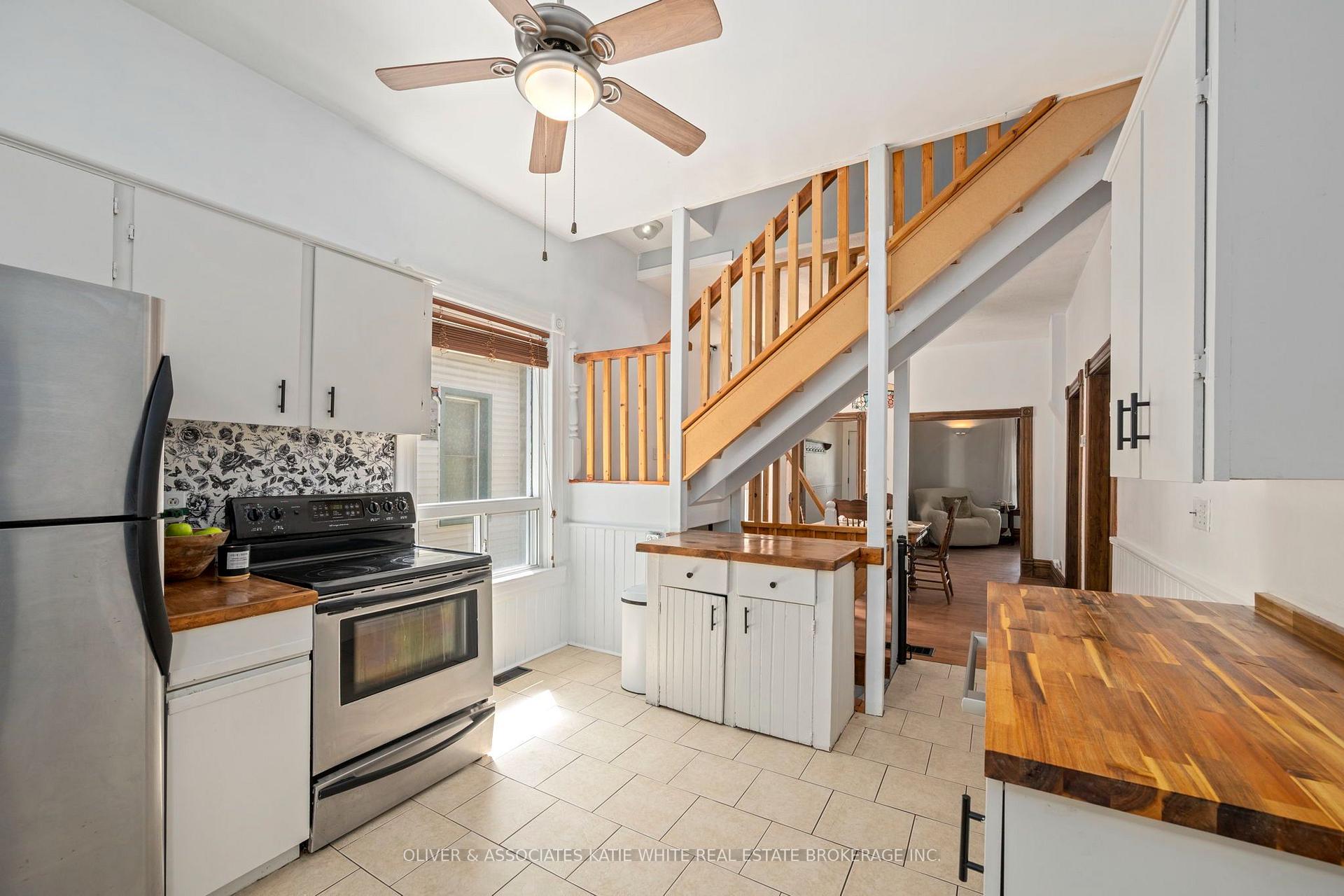 Photo 7 of 96 Dreaney Avenue, London, East L — HOMEH