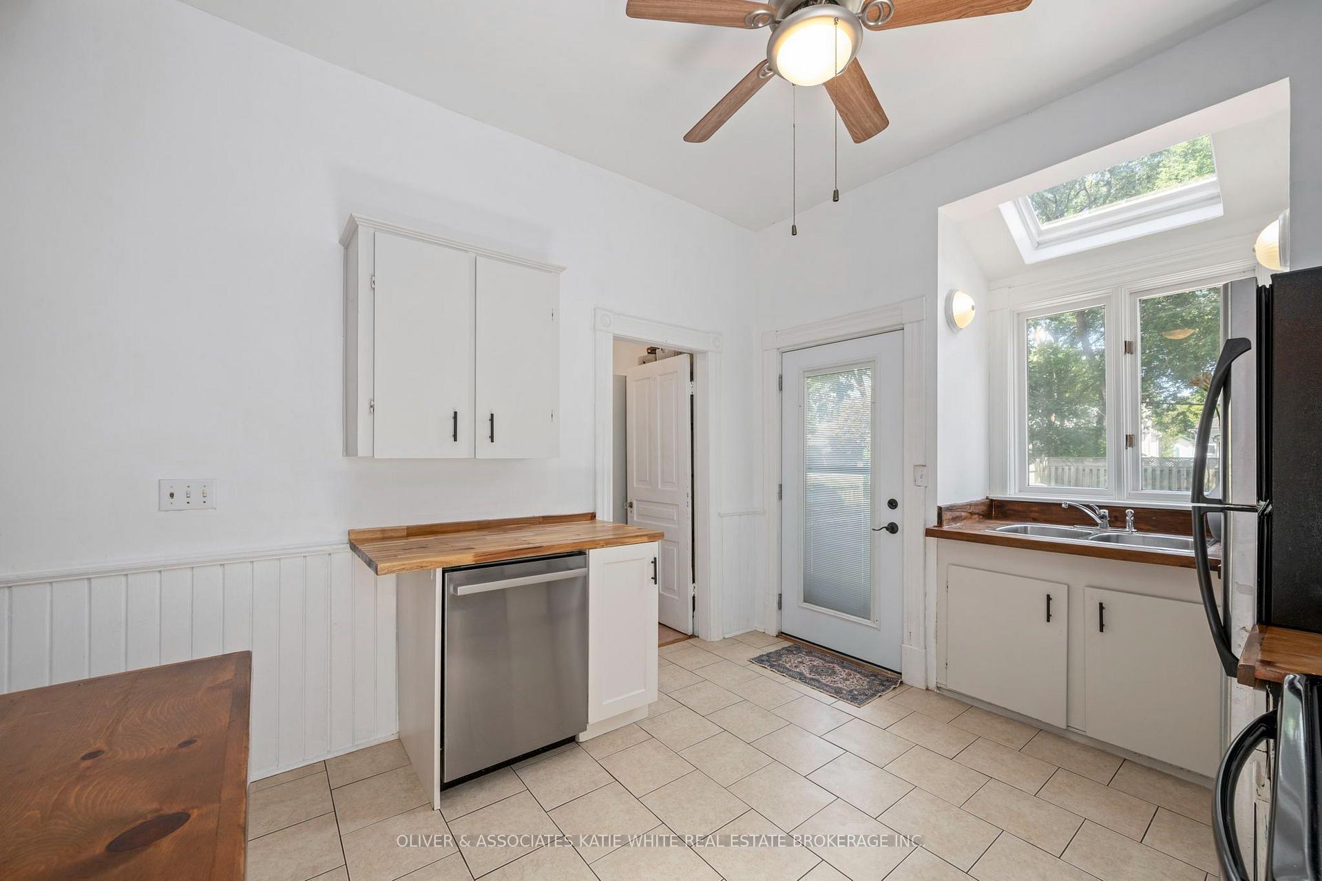 Photo 9 of 96 Dreaney Avenue, London, East L — HOMEH