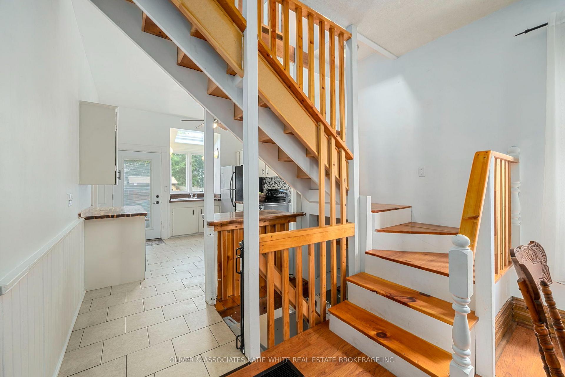Photo 14 of 96 Dreaney Avenue, London, East L — HOMEH