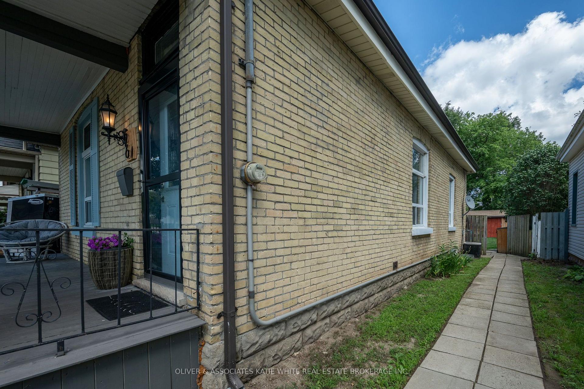 Photo 22 of 96 Dreaney Avenue, London, East L — HOMEH