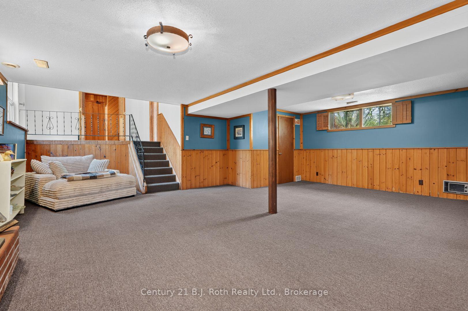 Photo 35 of 168 Albert Street N, Strong — HOMEH