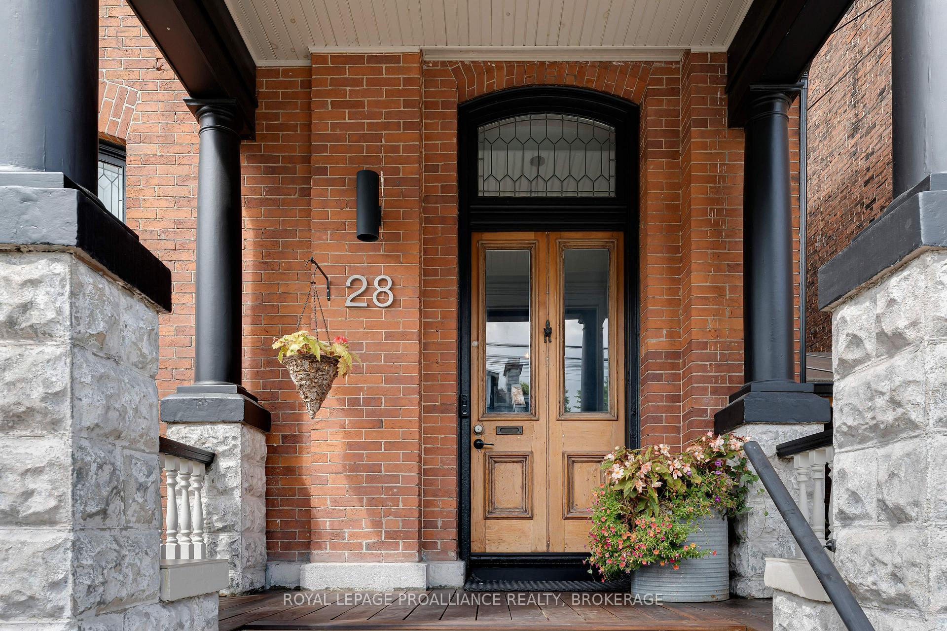 Photo 2 of 28 Wellington Street, Kingston, Central City East — HOMEH