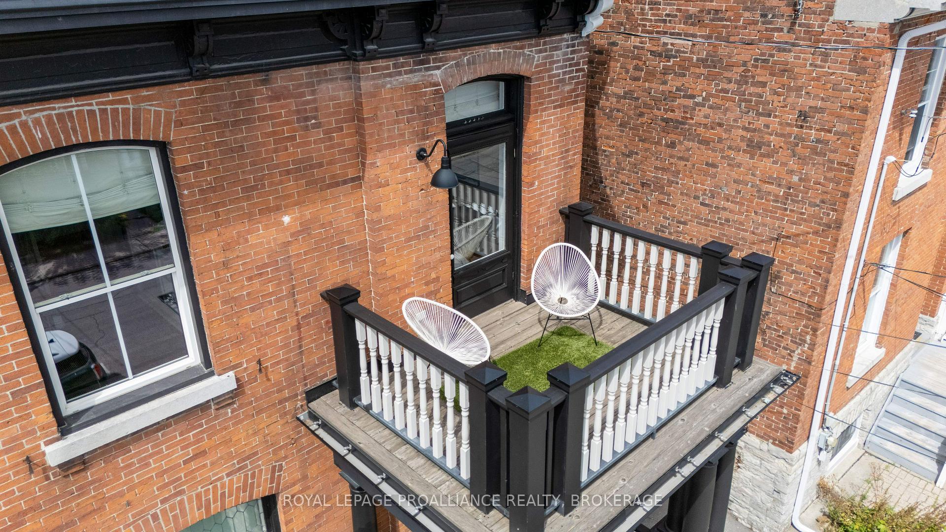 Photo 3 of 28 Wellington Street, Kingston, Central City East — HOMEH