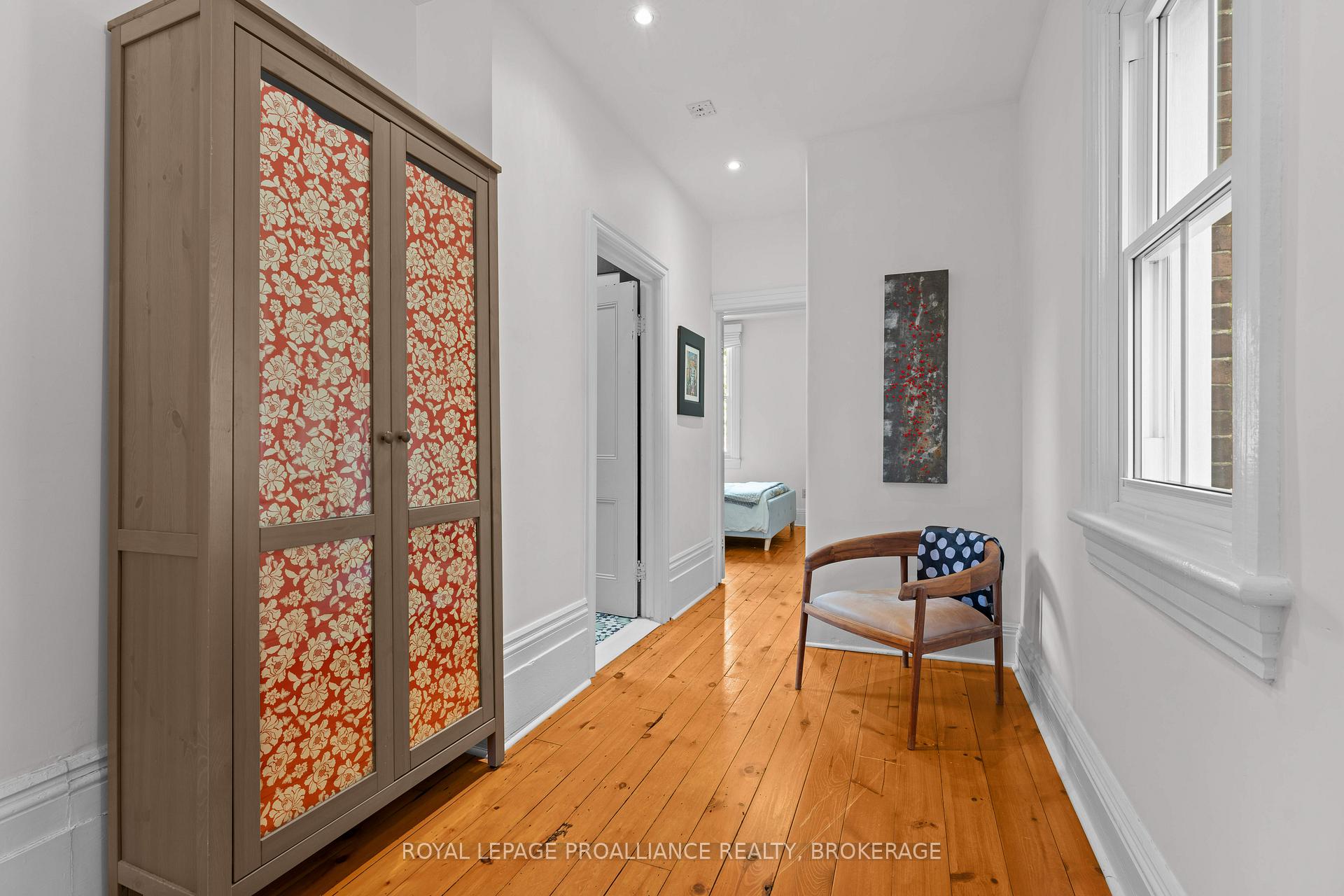 Photo 18 of 28 Wellington Street, Kingston, Central City East — HOMEH