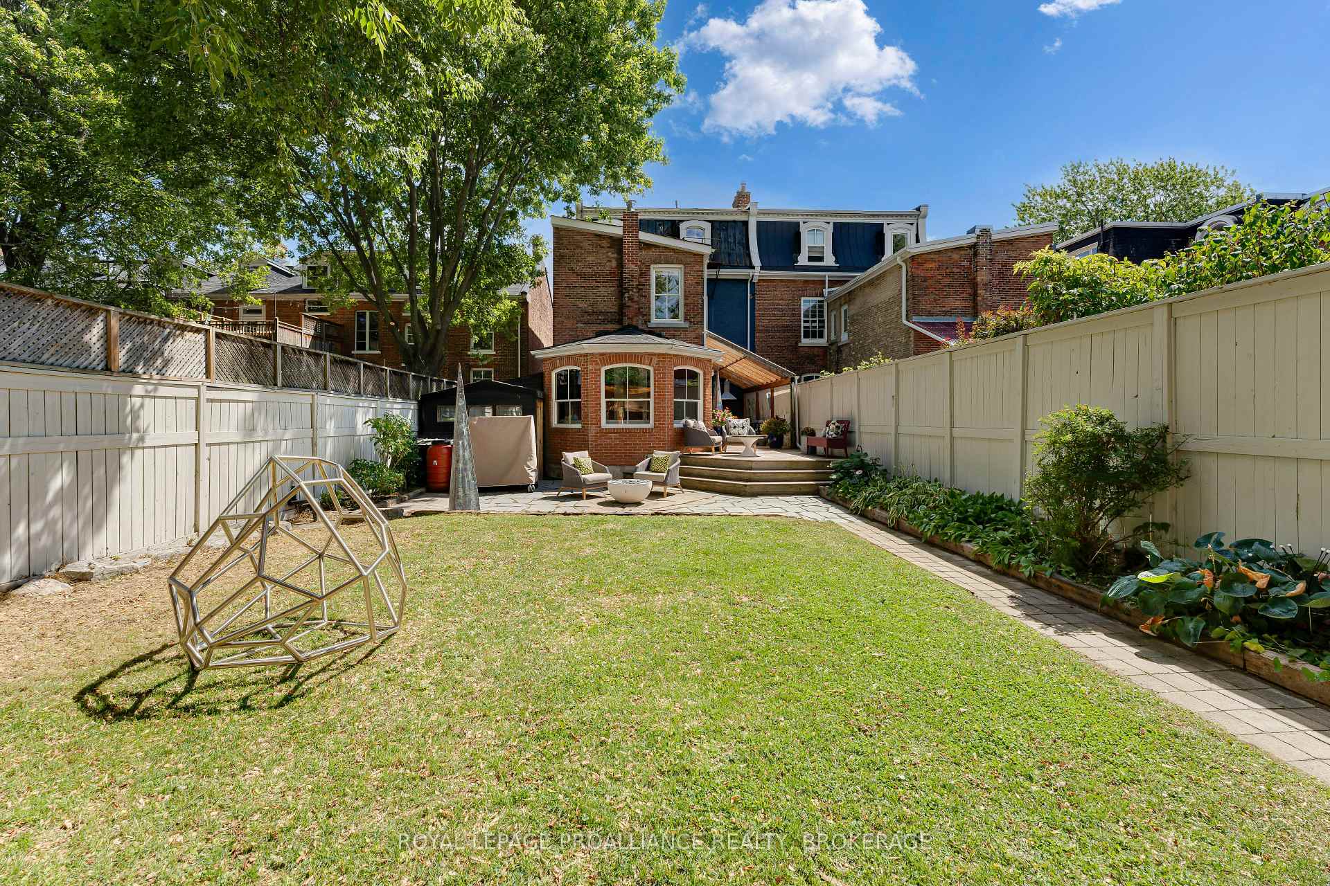 Photo 37 of 28 Wellington Street, Kingston, Central City East — HOMEH