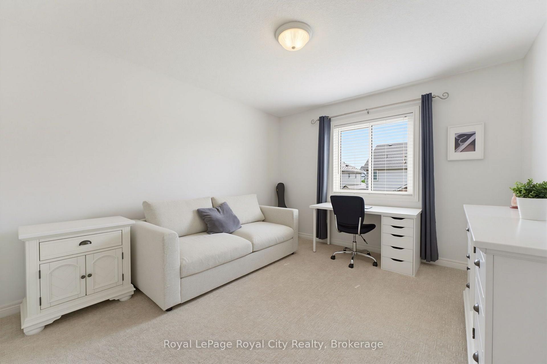Photo 21 of 59 Lynch Circle, Guelph, Pineridge/Westminster Woods — HOMEH