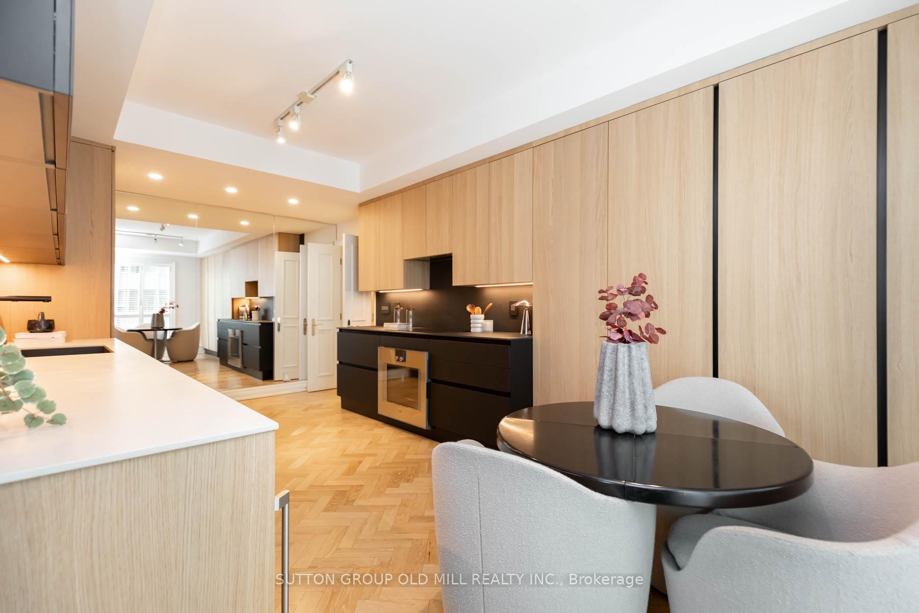 Photo 17 of Unit 700, 38 Avenue Road, Toronto, The Annex — HOMEH