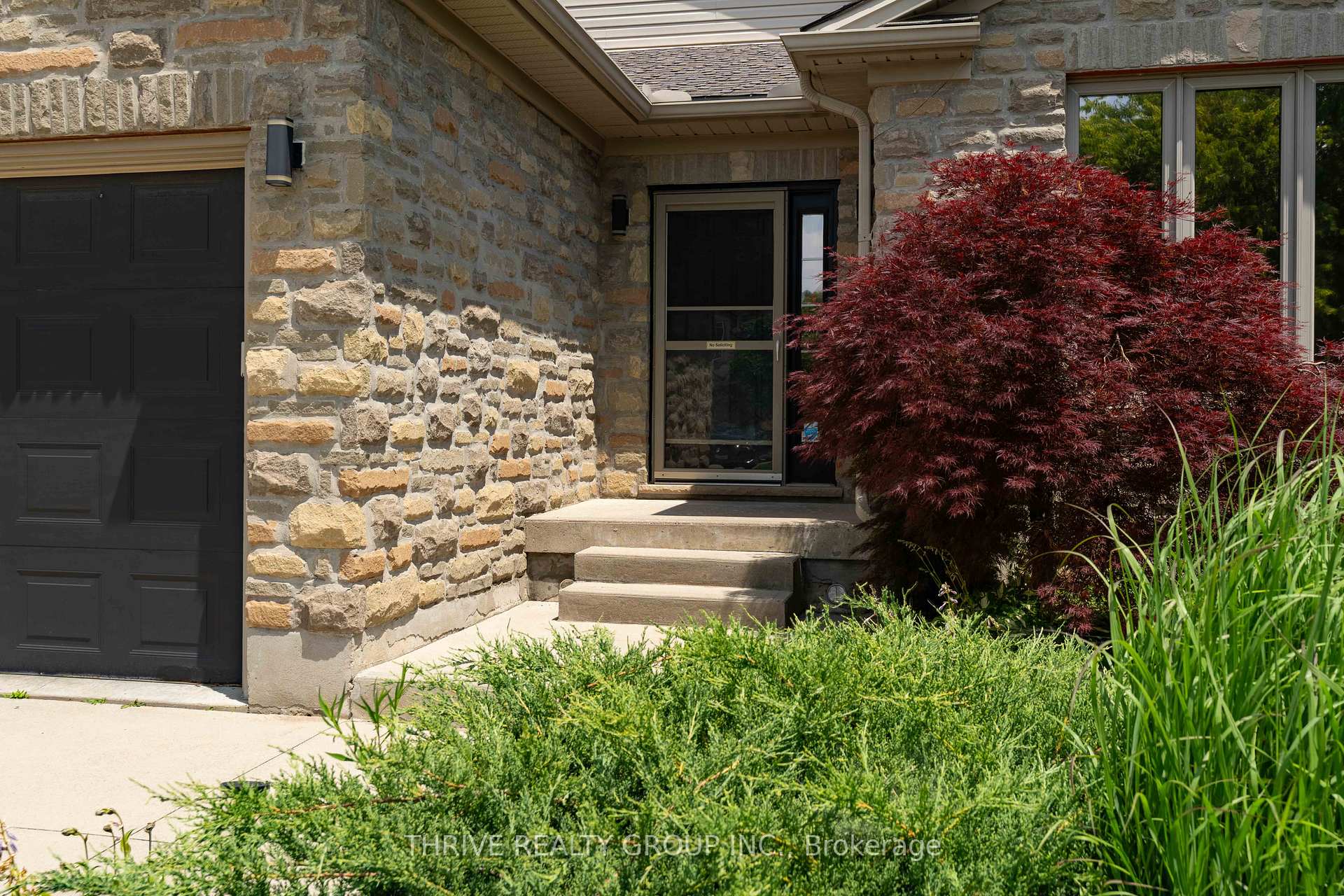 Photo 2 of 102 Loggers Grove, London, East P — HOMEH