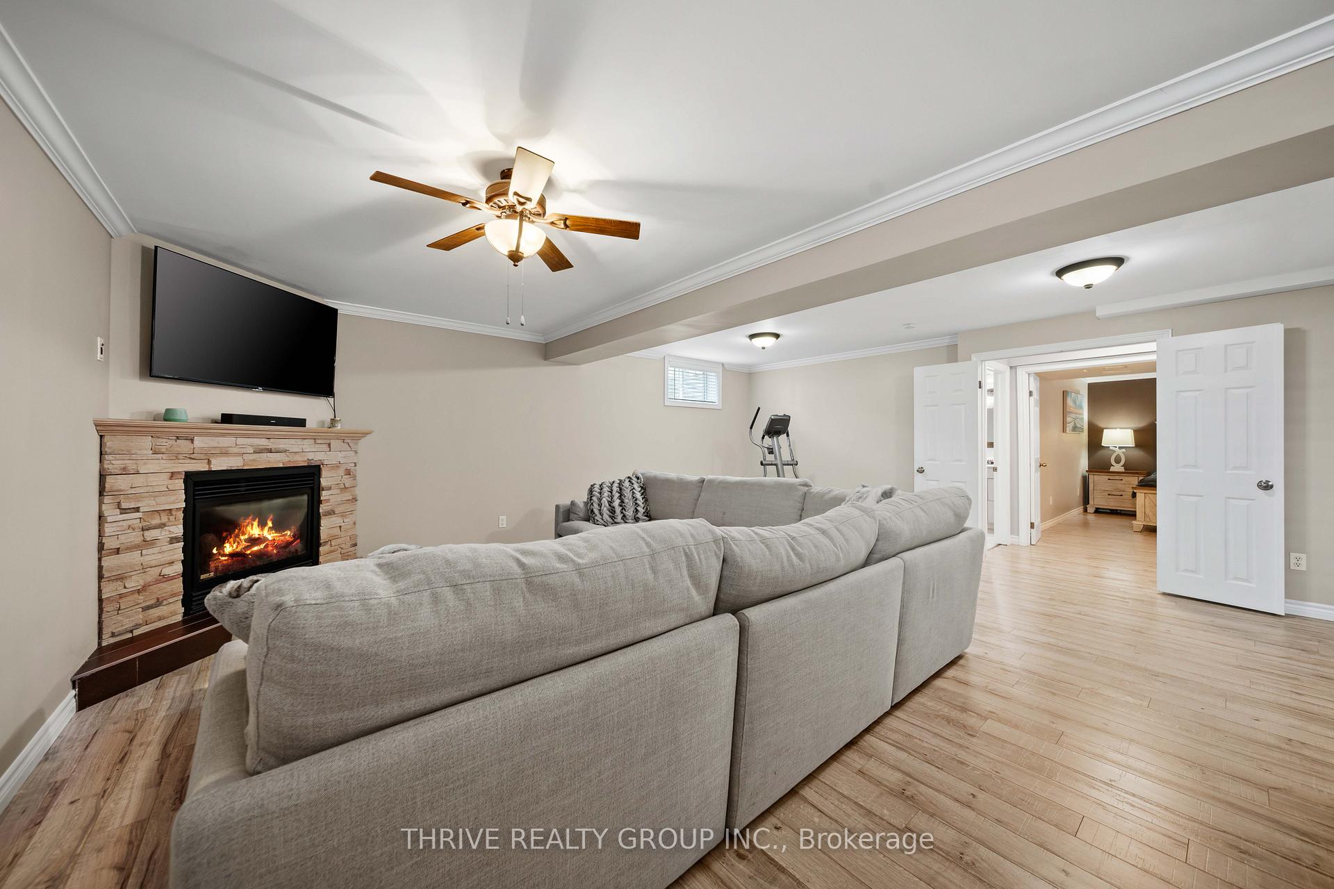 Photo 25 of 102 Loggers Grove, London, East P — HOMEH