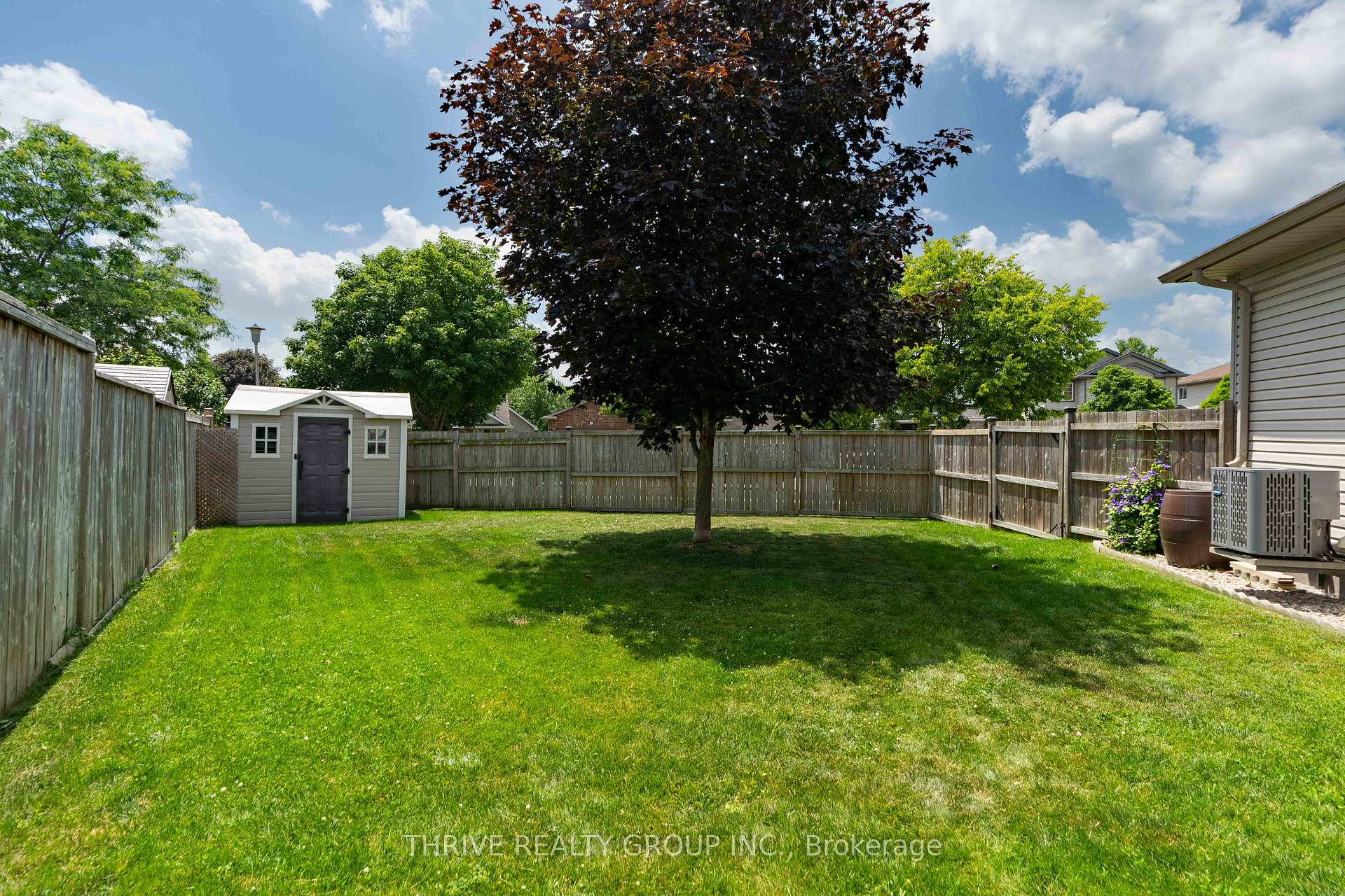 Photo 31 of 102 Loggers Grove, London, East P — HOMEH