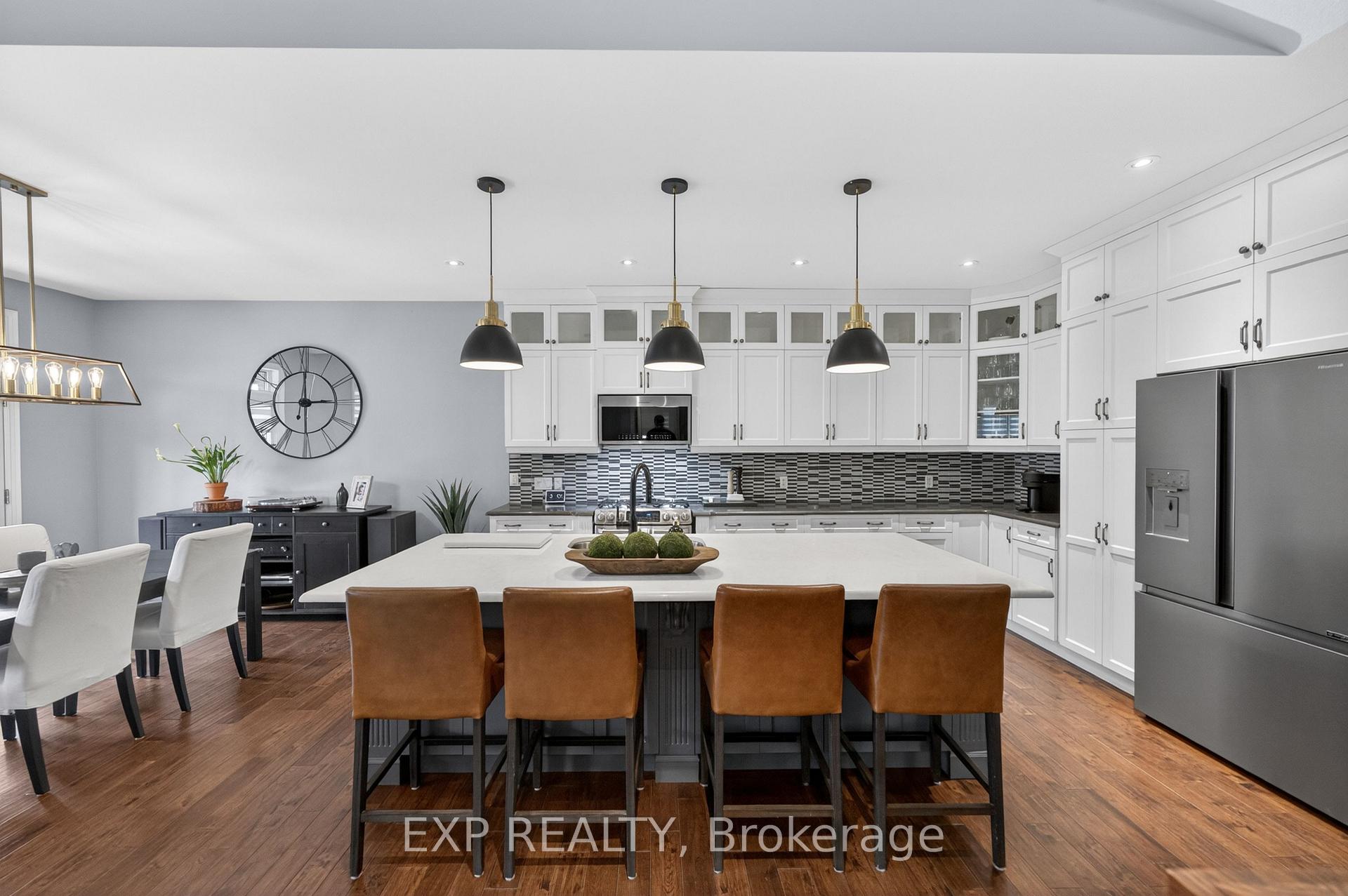 Photo 16 of 8736 Angie Drive, Niagara Falls, Forestview — HOMEH