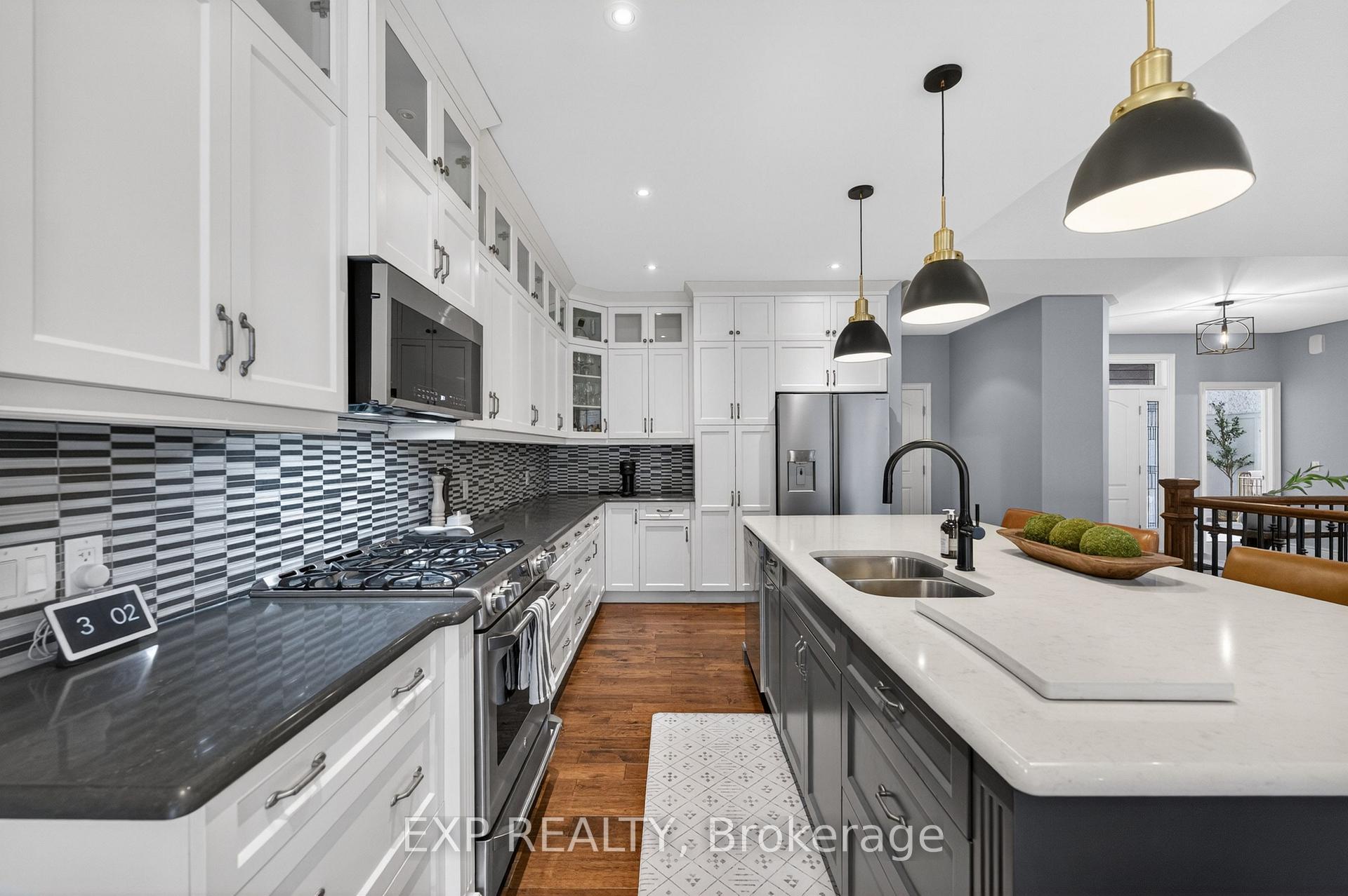 Photo 18 of 8736 Angie Drive, Niagara Falls, Forestview — HOMEH