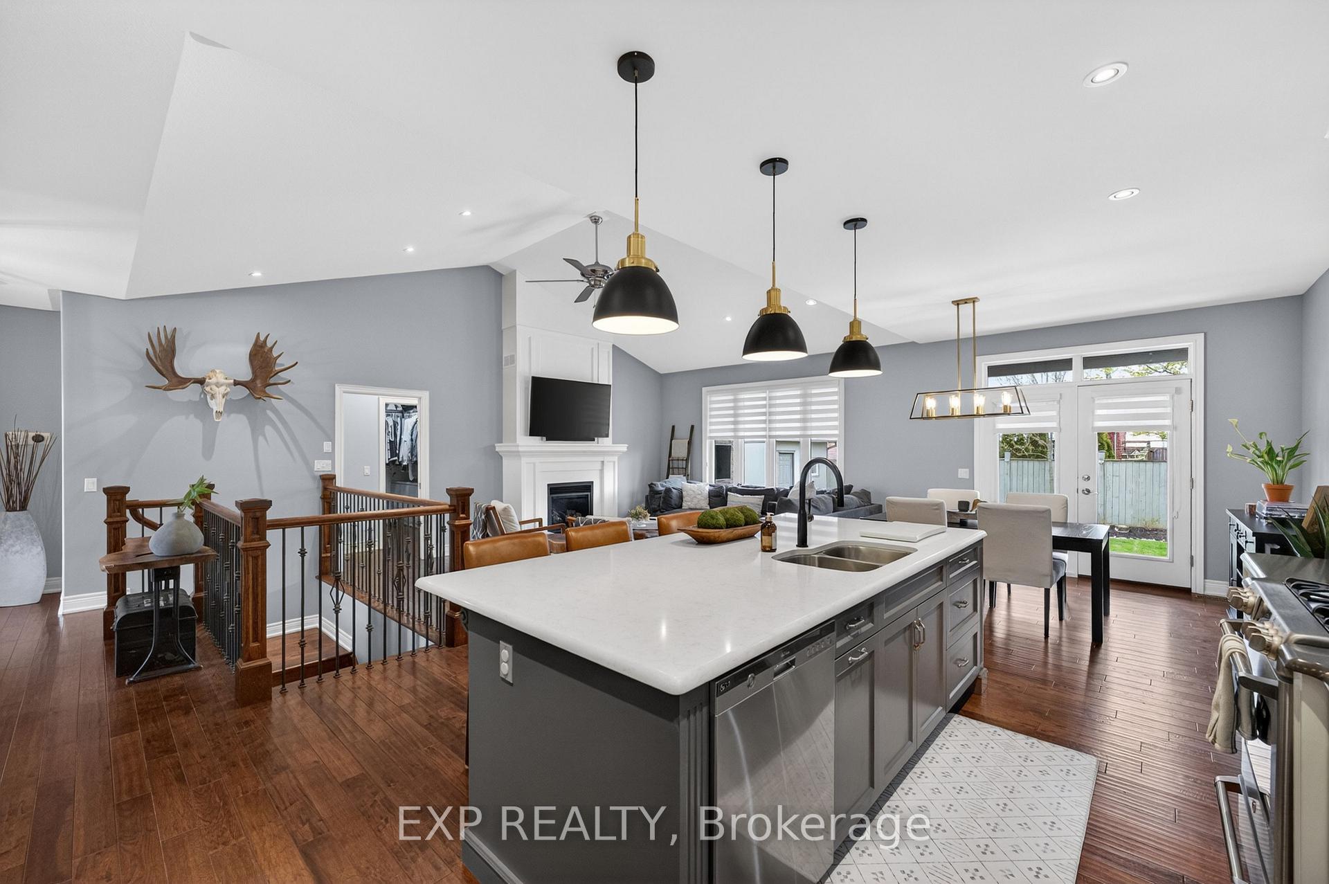 Photo 20 of 8736 Angie Drive, Niagara Falls, Forestview — HOMEH