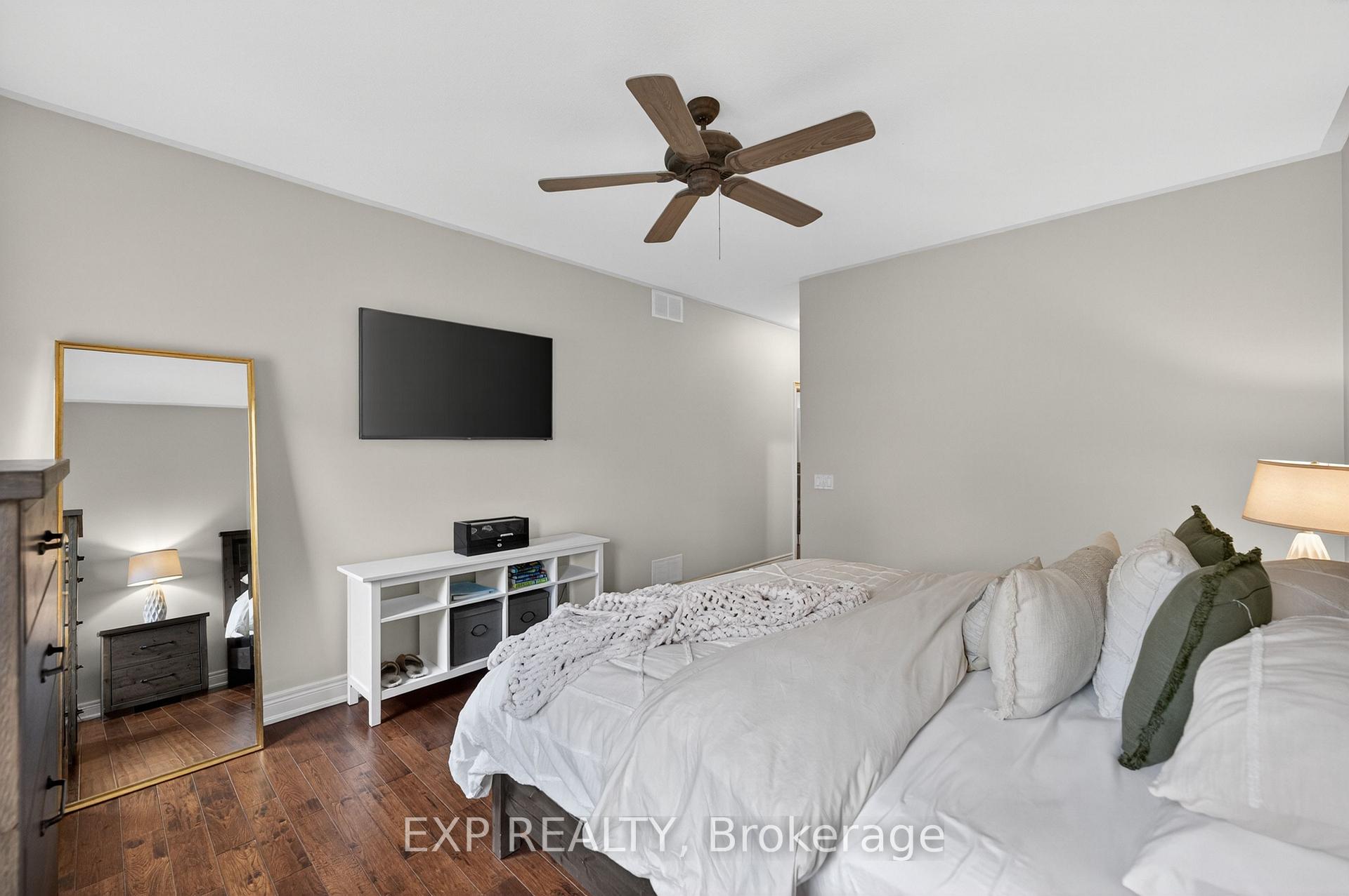 Photo 23 of 8736 Angie Drive, Niagara Falls, Forestview — HOMEH