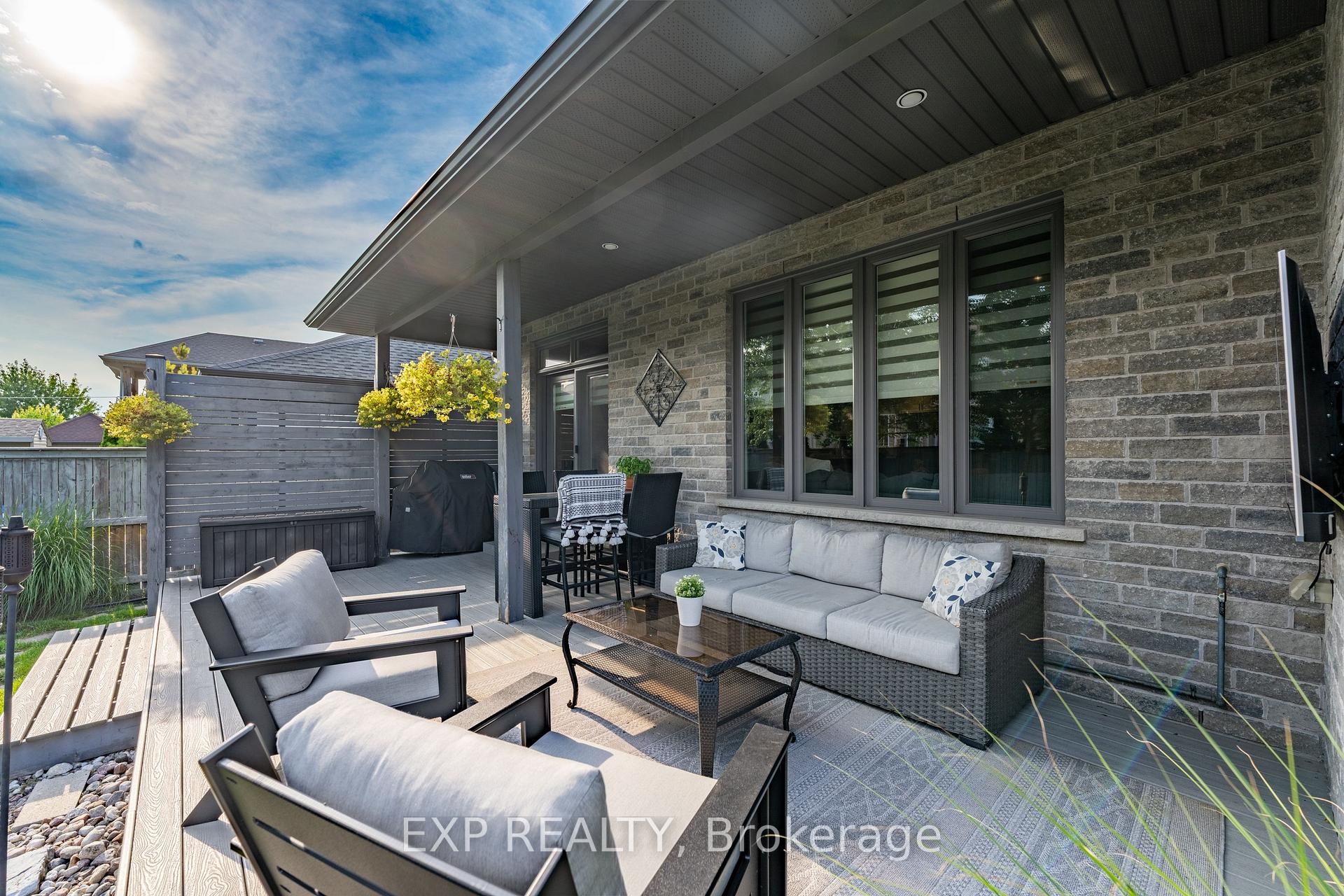 Photo 42 of 8736 Angie Drive, Niagara Falls, Forestview — HOMEH