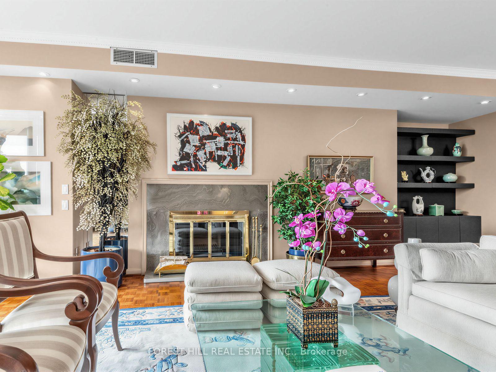 Photo 8 of Unit 501, 407 Walmer Road, Toronto, Casa Loma — HOMEH