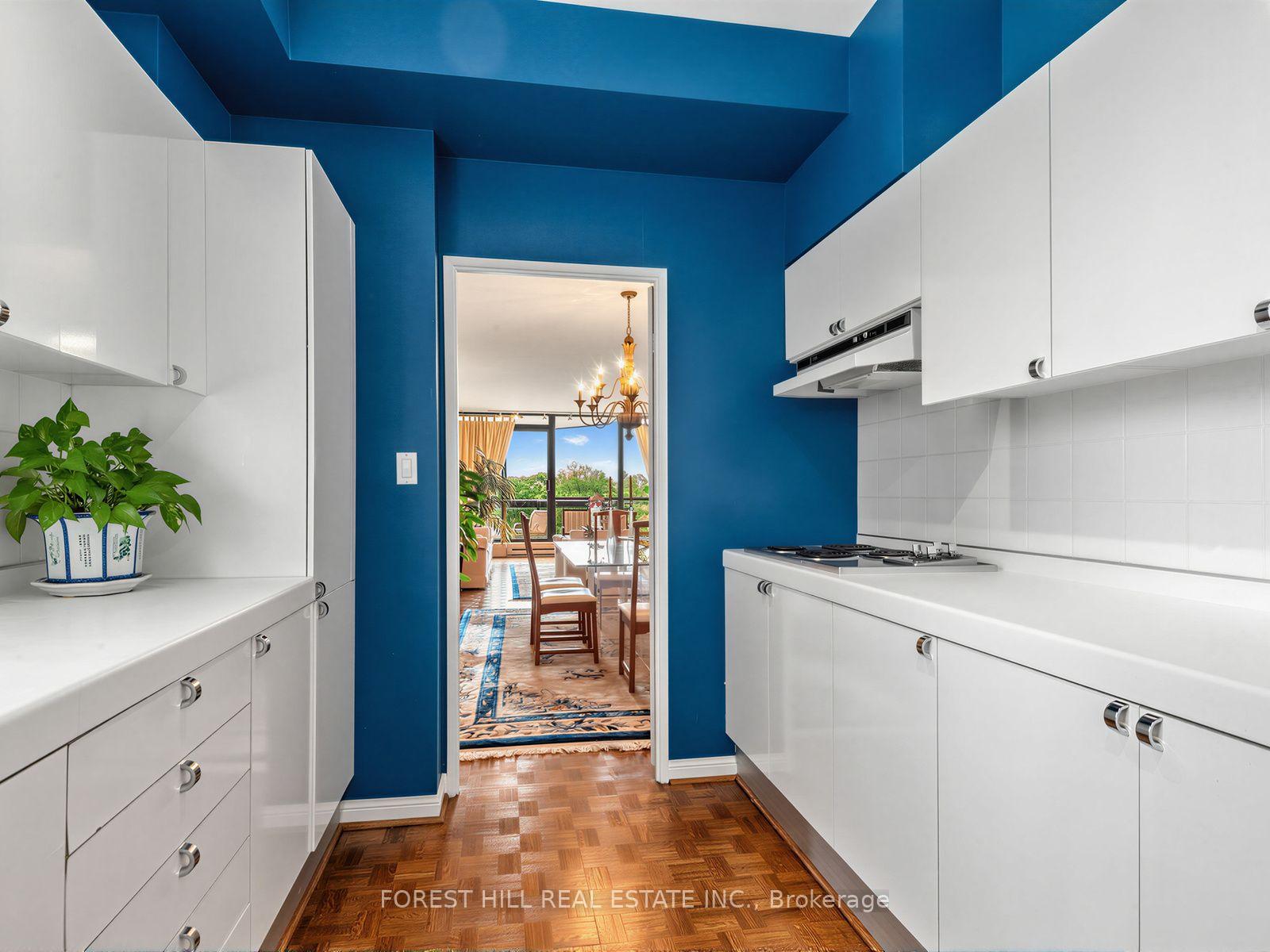 Photo 13 of Unit 501, 407 Walmer Road, Toronto, Casa Loma — HOMEH
