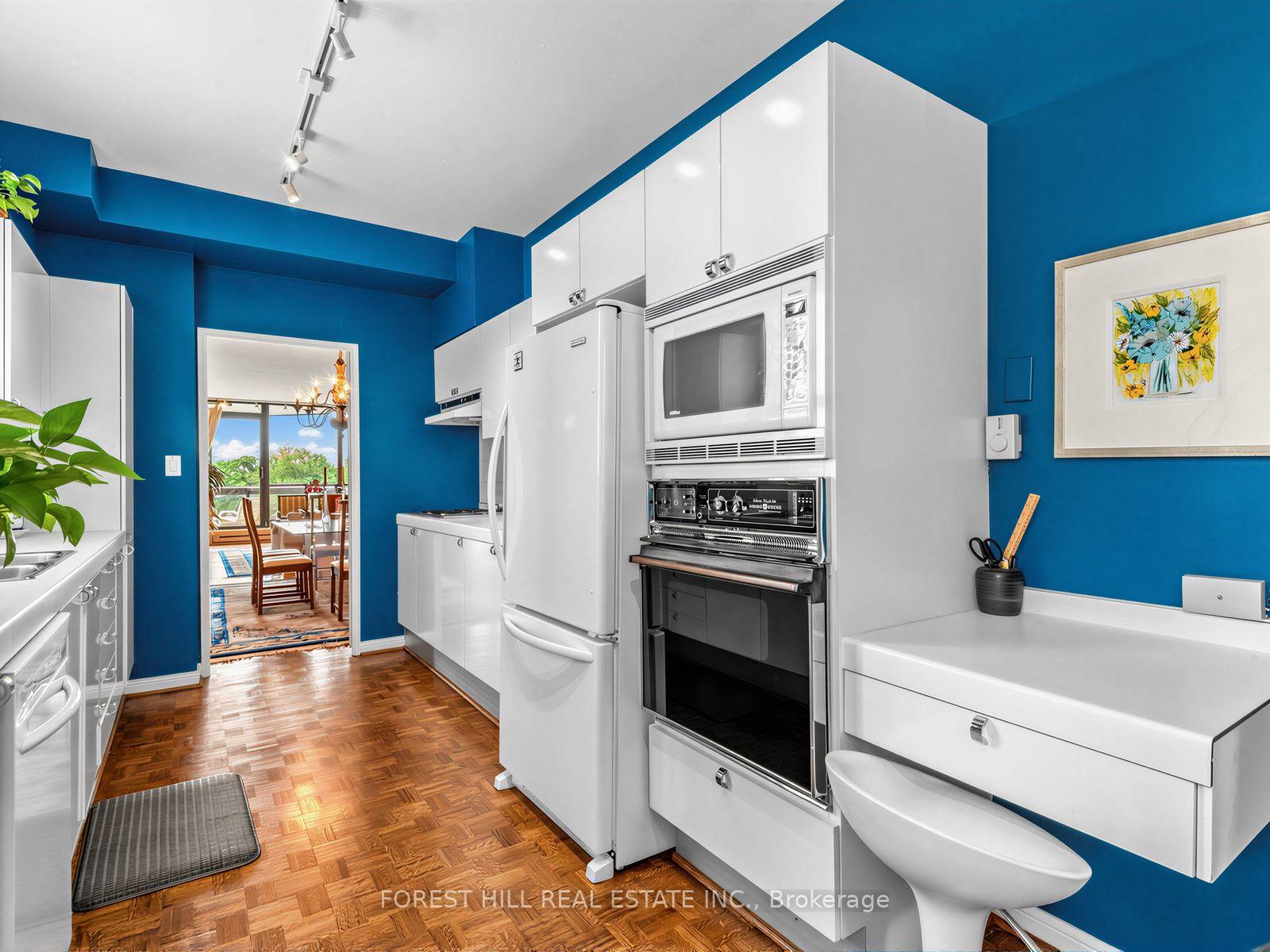 Photo 14 of Unit 501, 407 Walmer Road, Toronto, Casa Loma — HOMEH