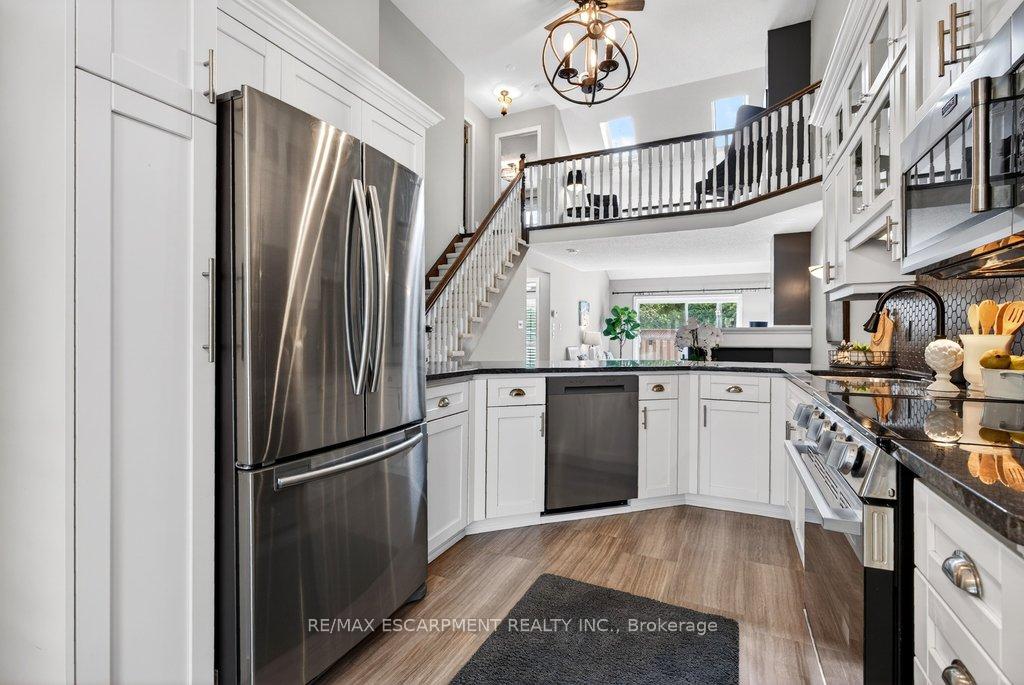 Photo 13 of Unit 20, 2350 New Street, Burlington, Brant — HOMEH