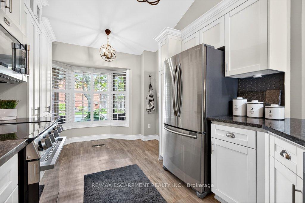 Photo 14 of Unit 20, 2350 New Street, Burlington, Brant — HOMEH