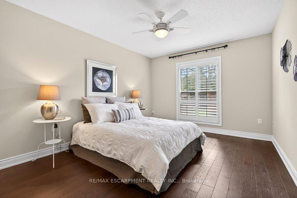 Photo 16 of Unit 20, 2350 New Street, Burlington, Brant — HOMEH